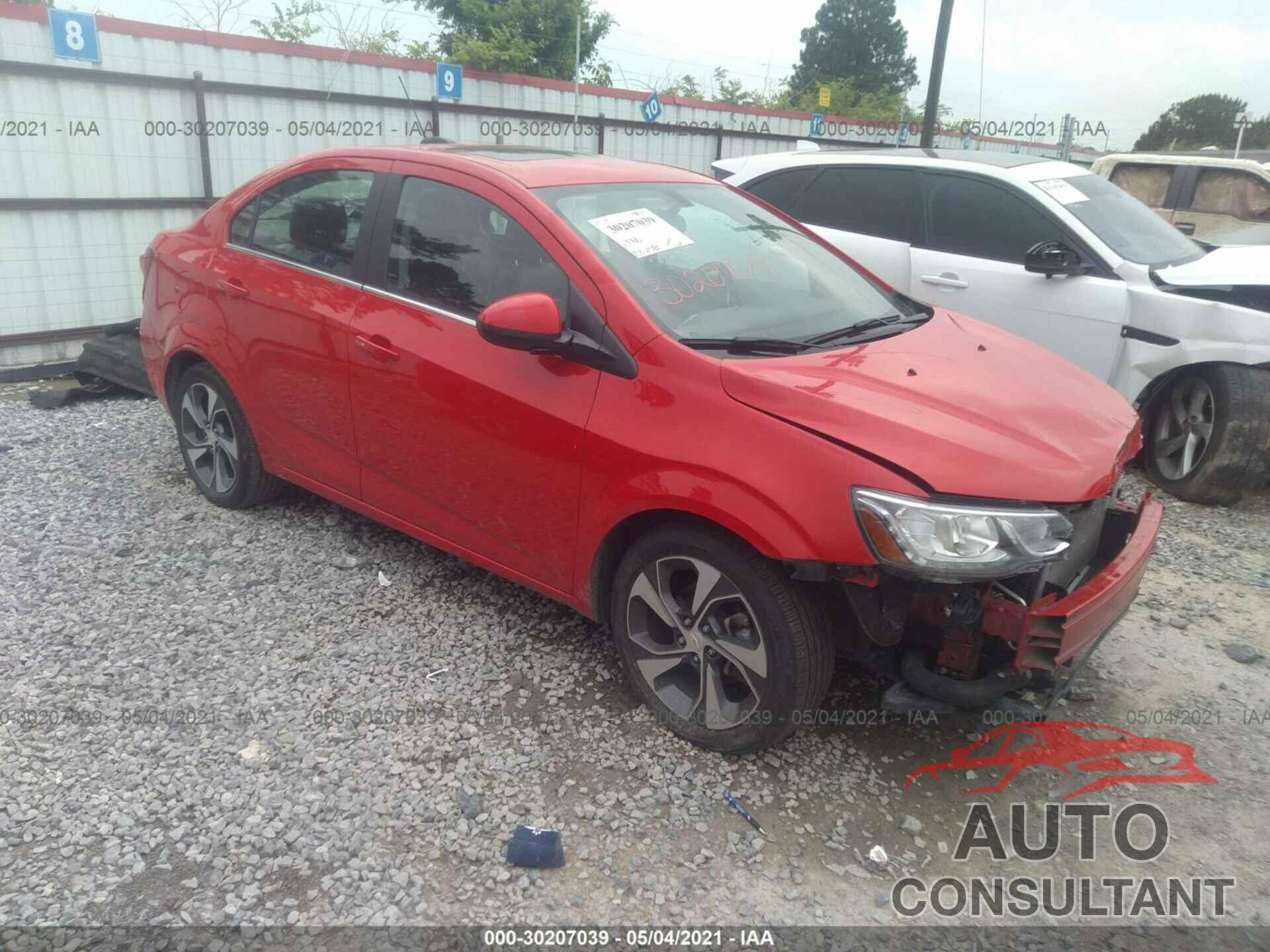 CHEVROLET SONIC 2020 - 1G1JF5SB4L4113423