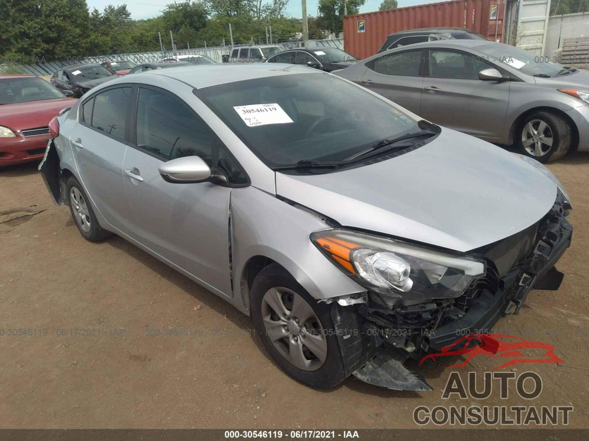 KIA FORTE 2016 - KNAFK4A68G5456711