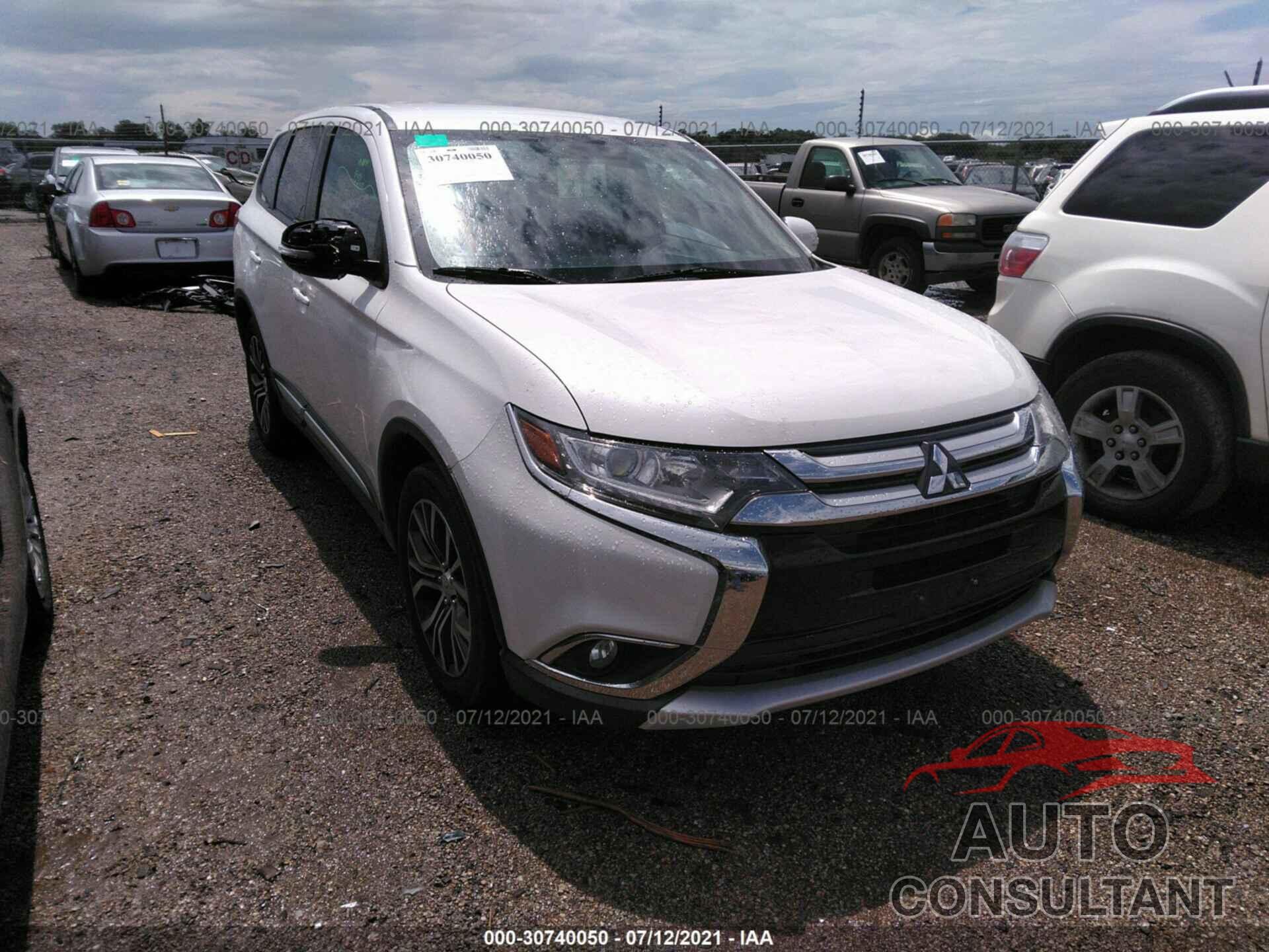 MITSUBISHI OUTLANDER 2018 - JA4AD3A32JZ041787