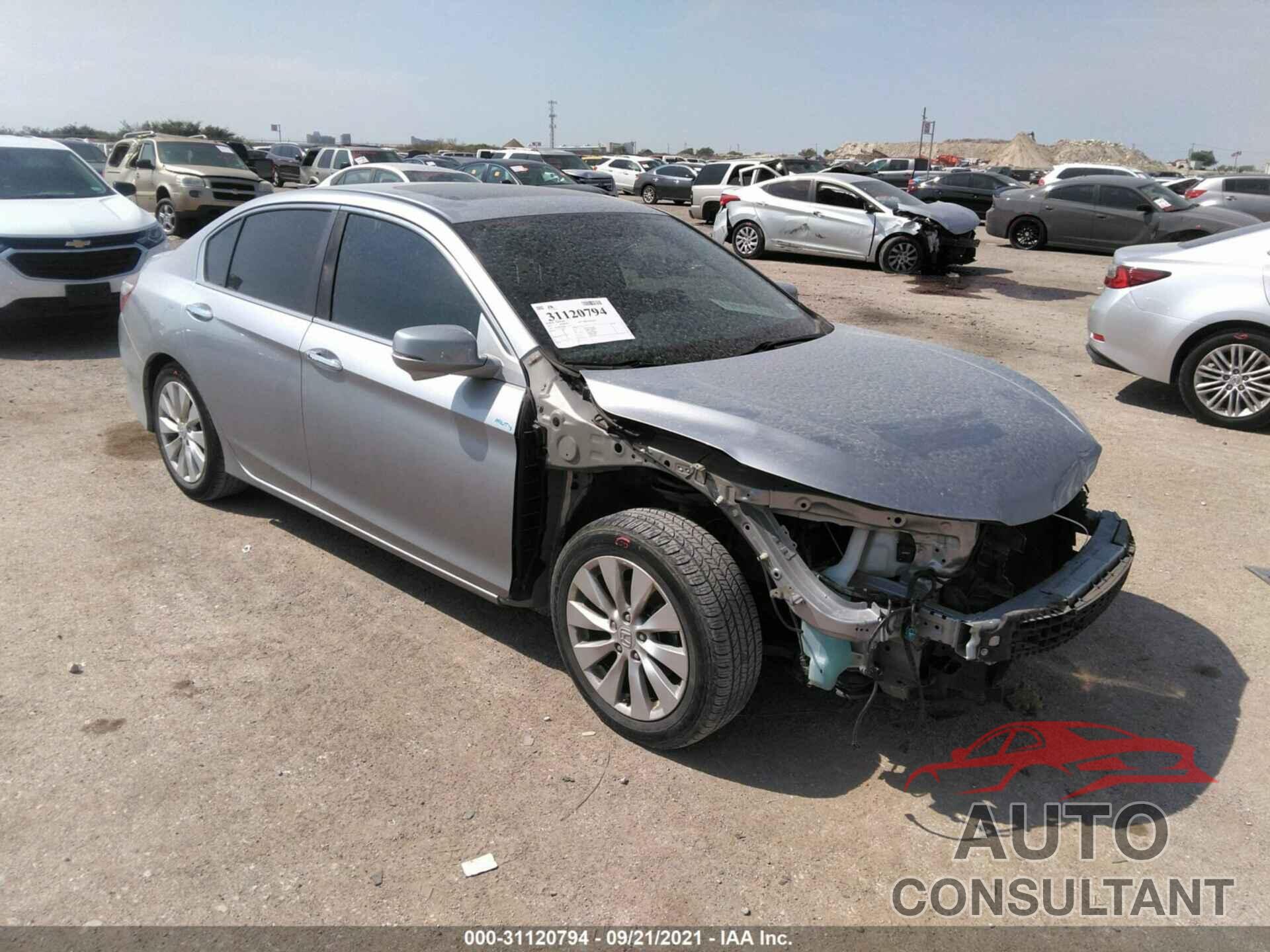 HONDA ACCORD SEDAN 2017 - 1HGCR2F70HA132430