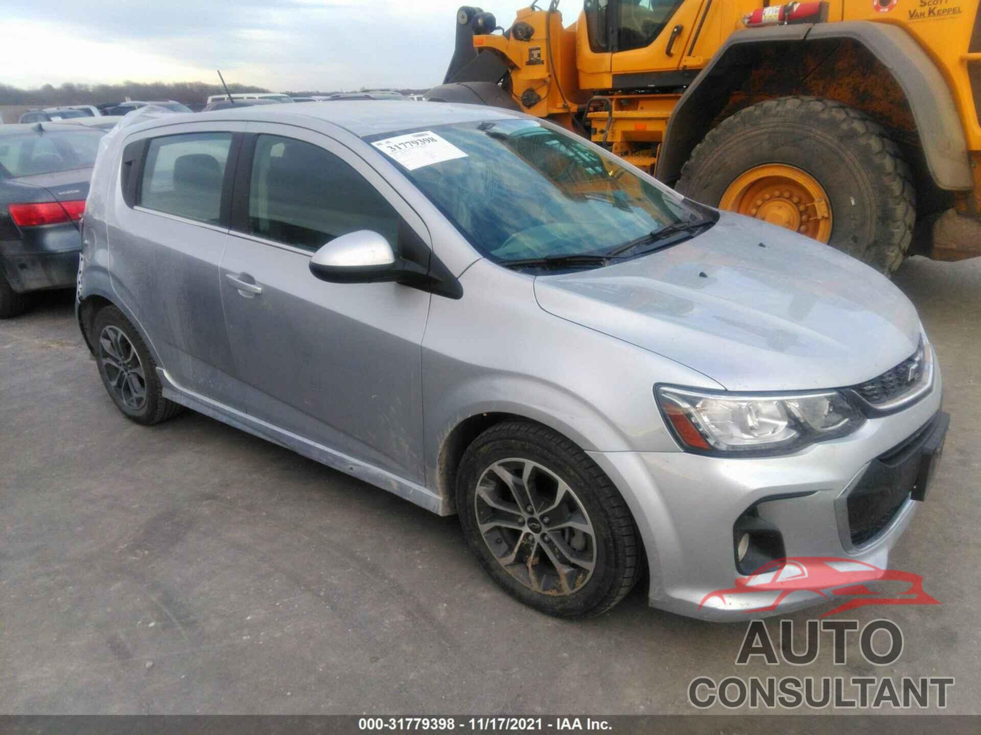 CHEVROLET SONIC 2019 - 1G1JD6SB3K4118655