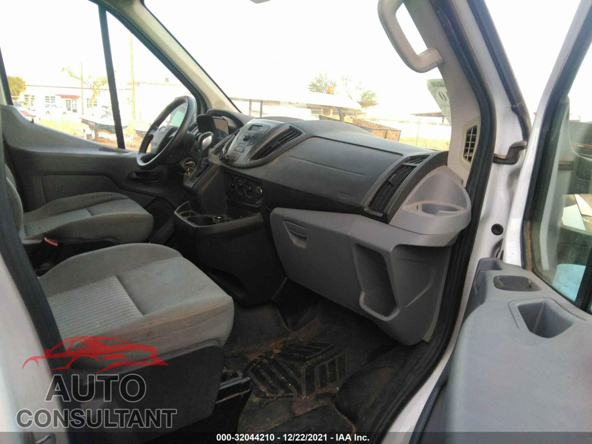 FORD TRANSIT CUTAWAY 2016 - 1FDNR5PM0GKA88320