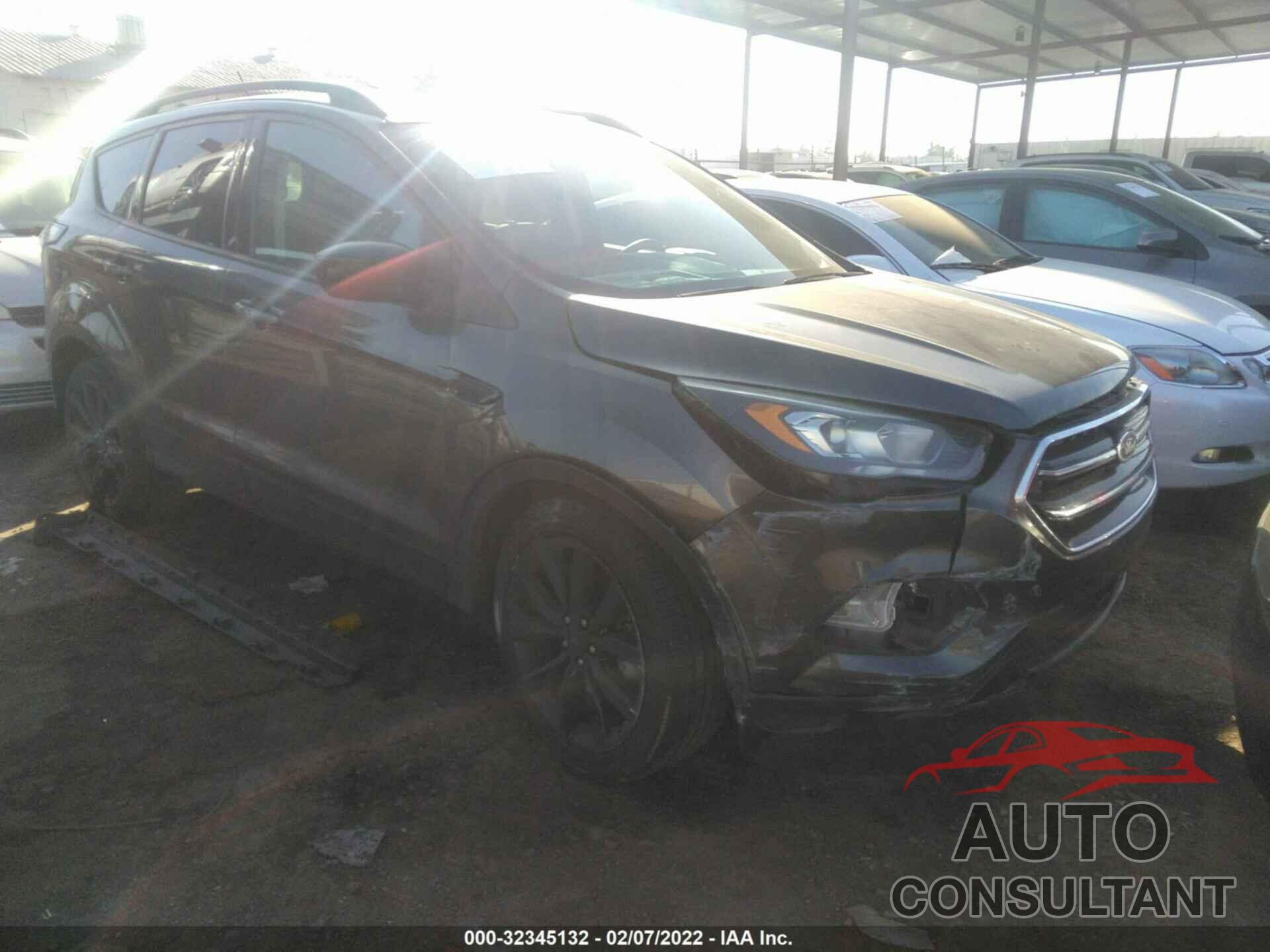 FORD ESCAPE 2018 - 1FMCU0GD5JUA86485