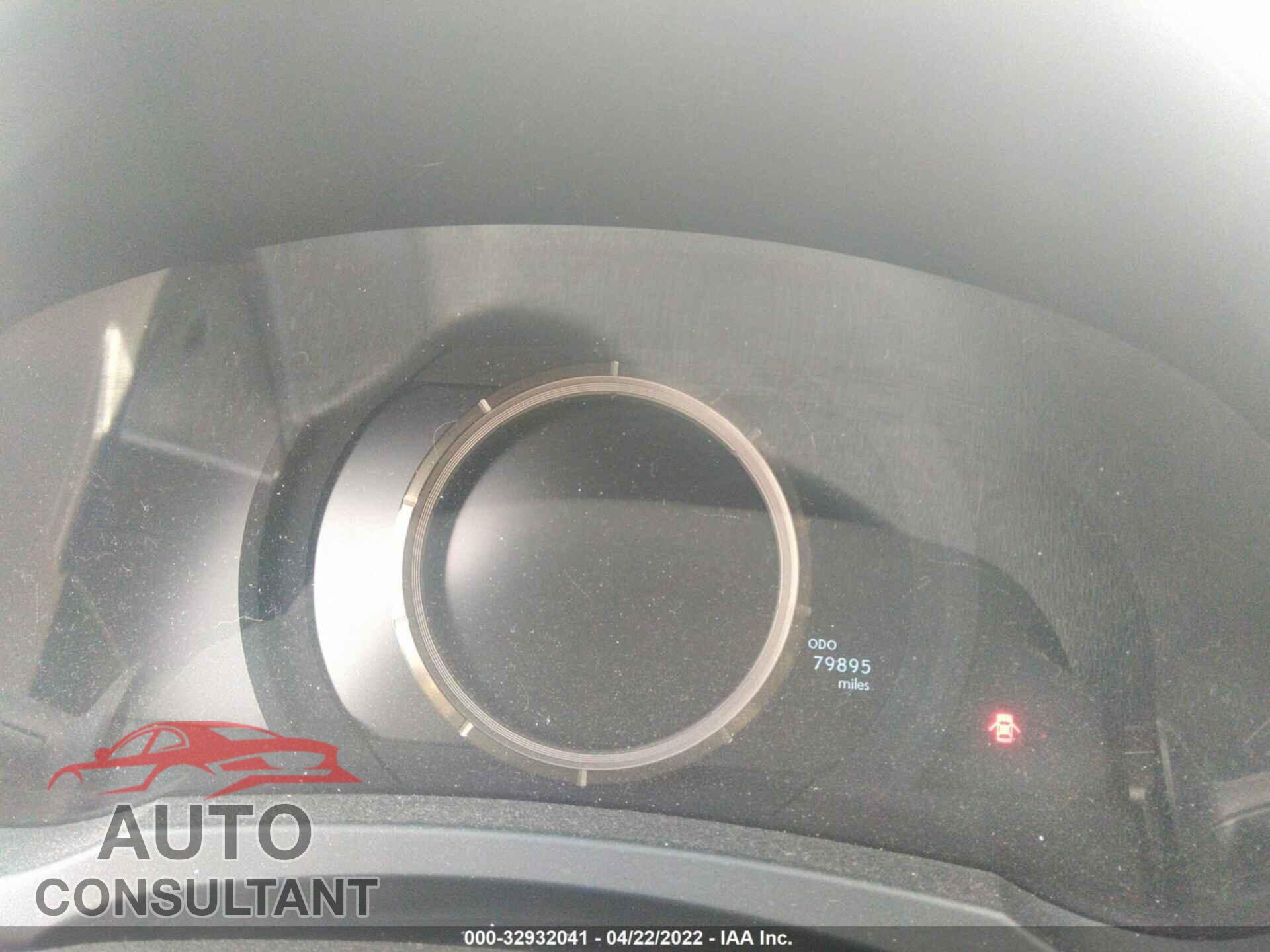 LEXUS IS 2018 - JTHBA1D25J5074430