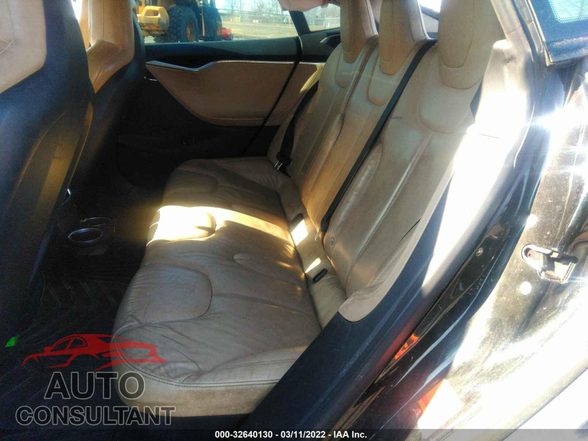 TESLA MODEL S 2016 - 5YJSA1E21GF168845