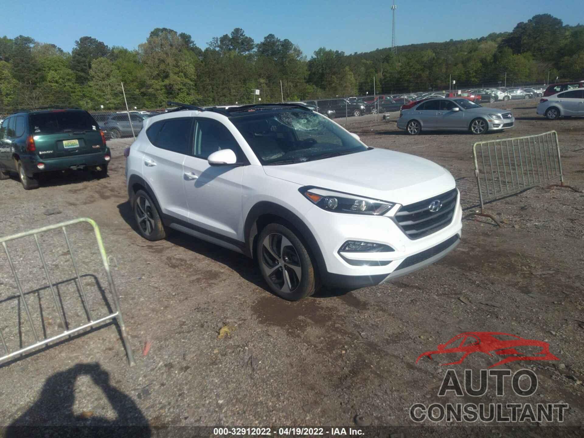 HYUNDAI TUCSON 2018 - KM8J33A22JU814301