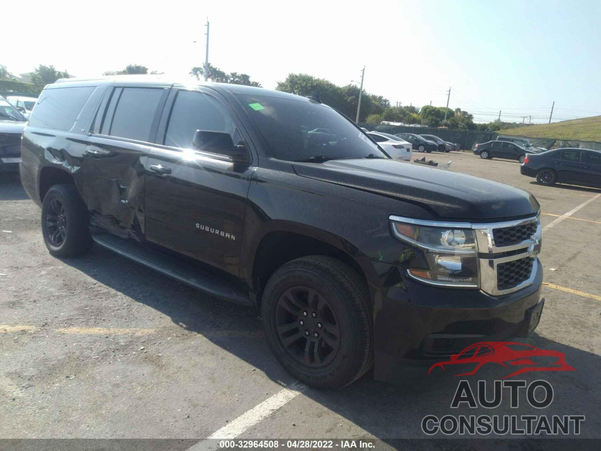 CHEVROLET SUBURBAN 2018 - 1GNSCHKC1JR367757