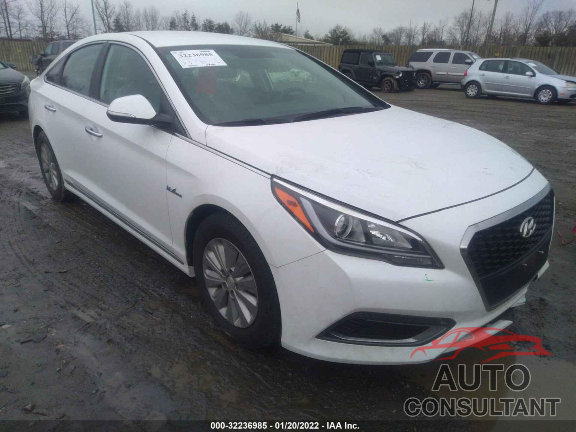 HYUNDAI SONATA HYBRID 2017 - KMHE24L13HA059430