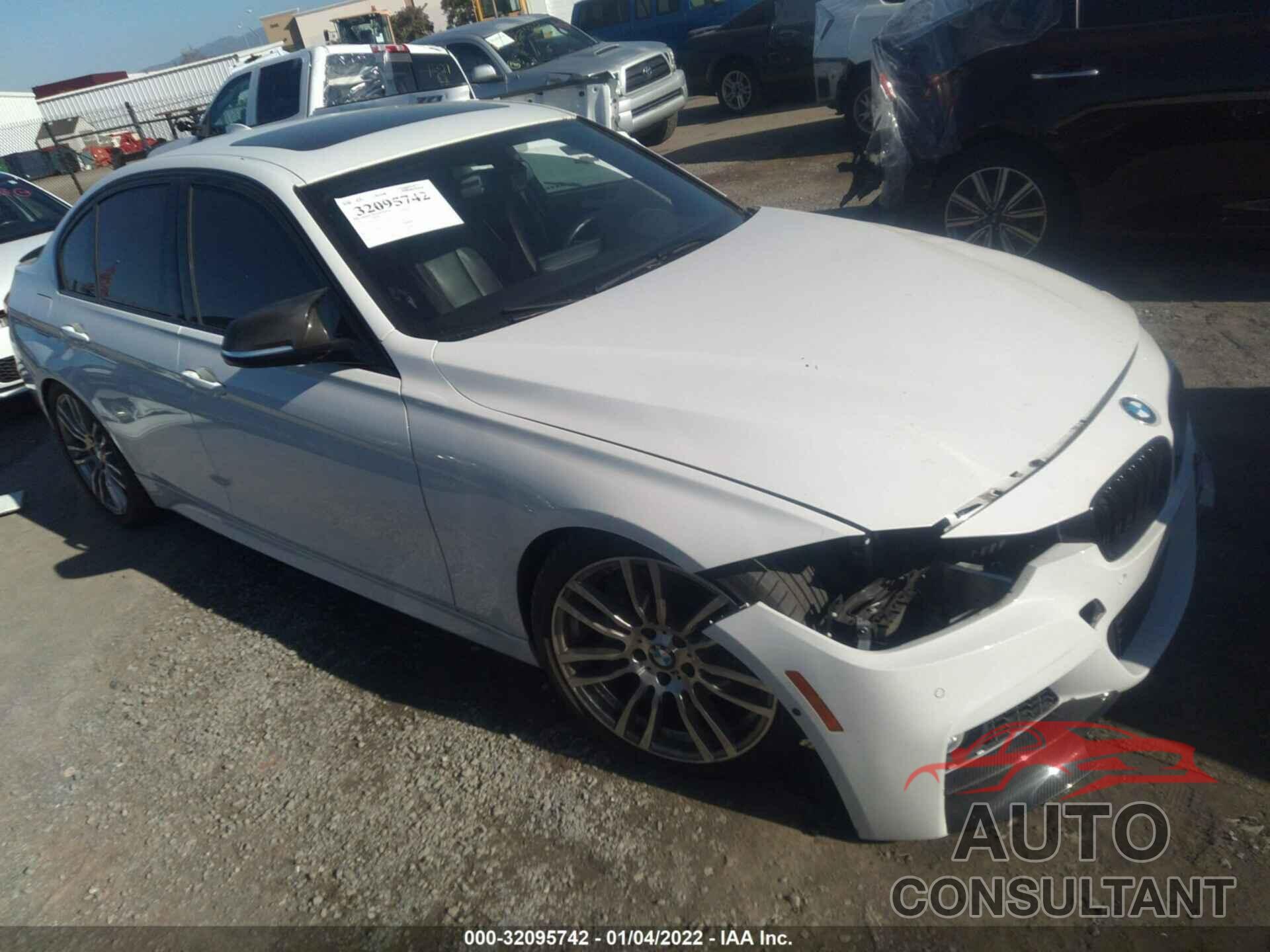 BMW 3 SERIES 2017 - WBA8B3C30HK777537