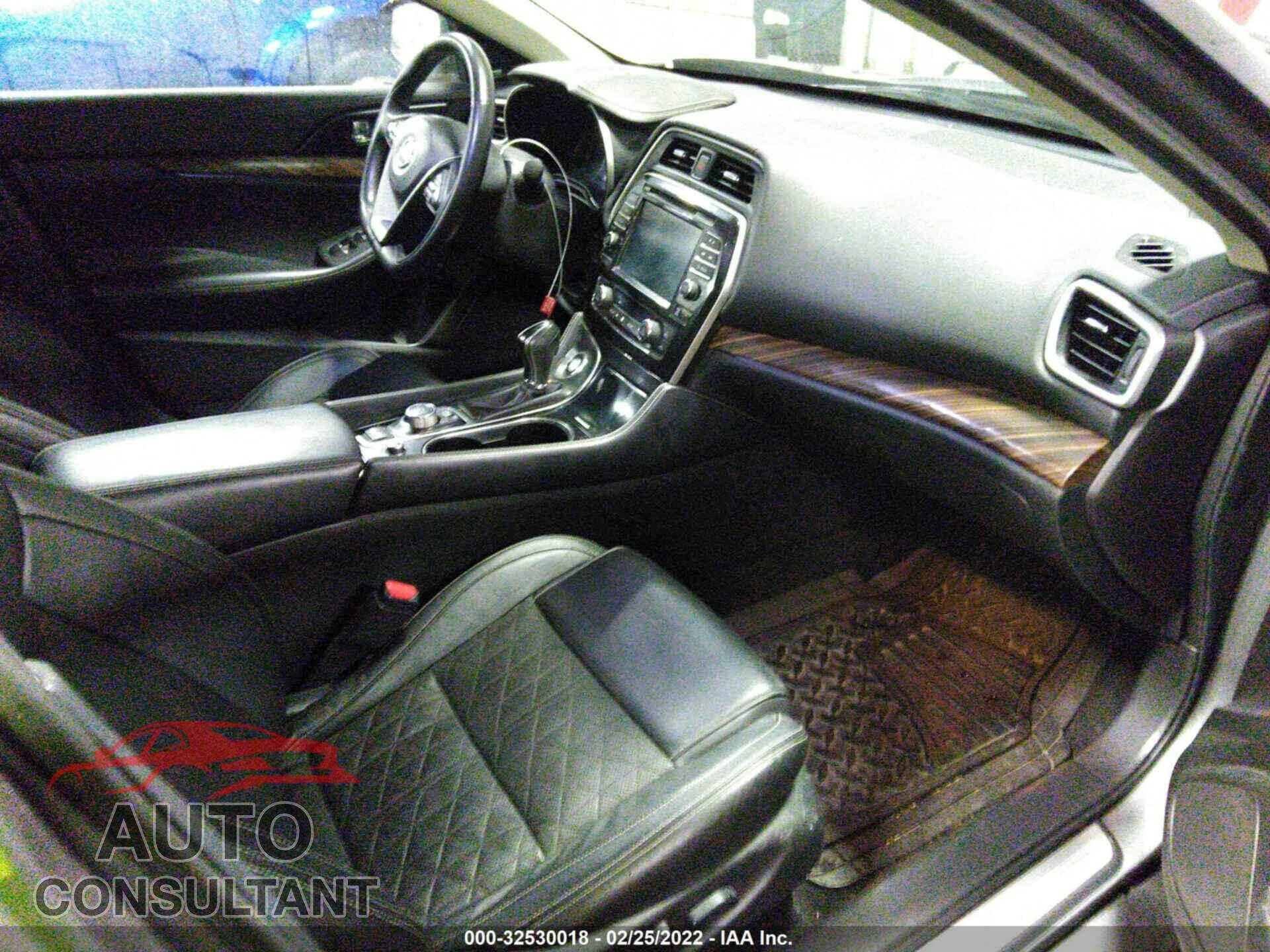 NISSAN MAXIMA 2017 - 1N4AA6AP1HC396858