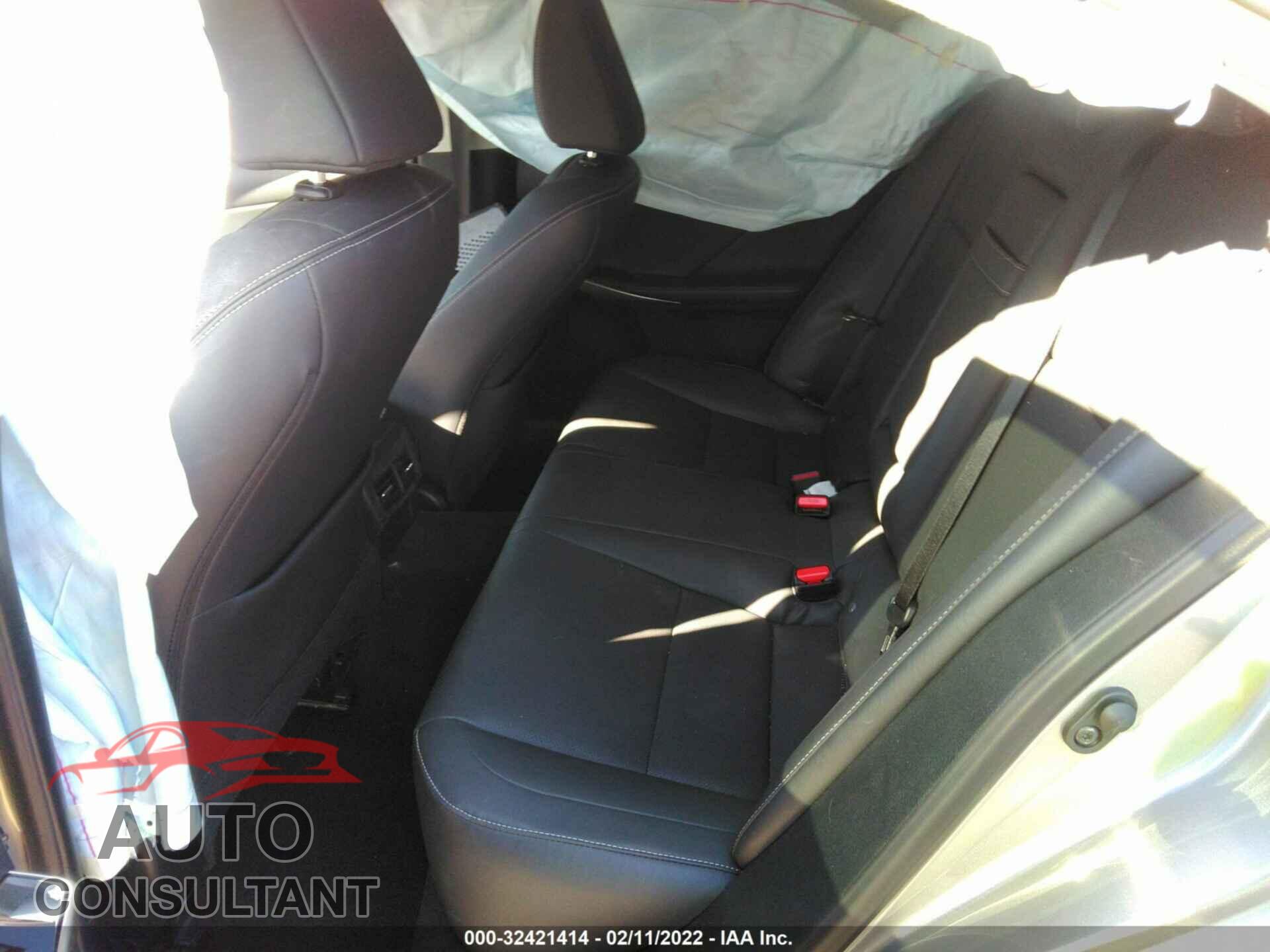 LEXUS IS 2020 - JTHAA1D23L5102479