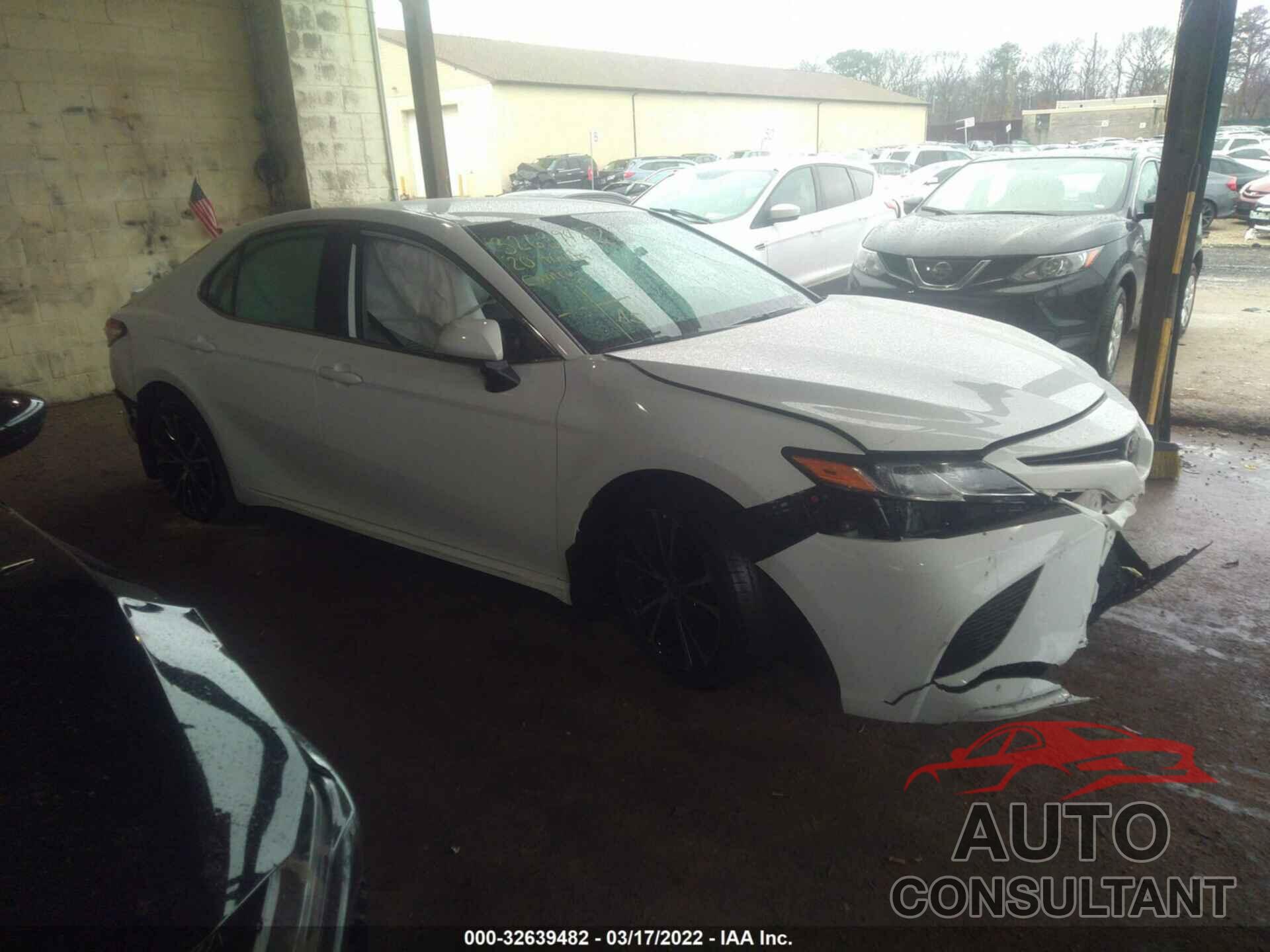 TOYOTA CAMRY 2020 - 4T1G11AK3LU960343