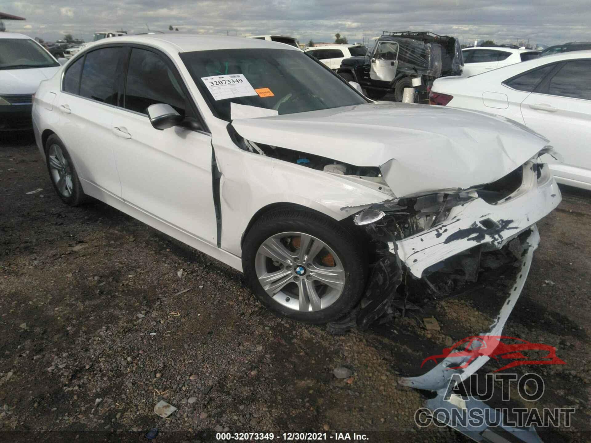 BMW 3 SERIES 2017 - WBA8B9G50HNU51816