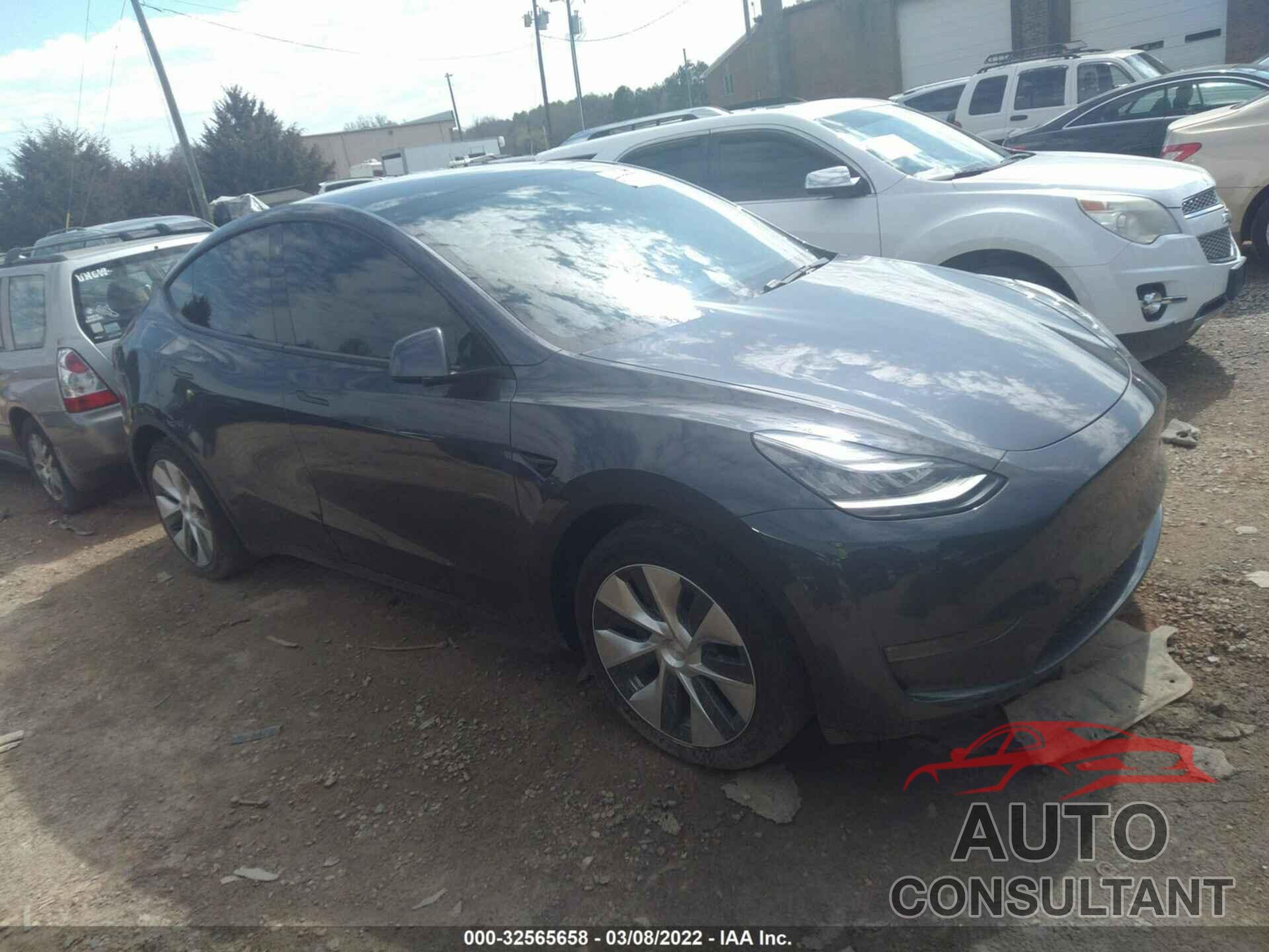 TESLA MODEL Y 2020 - 5YJYGDEE3LF031629