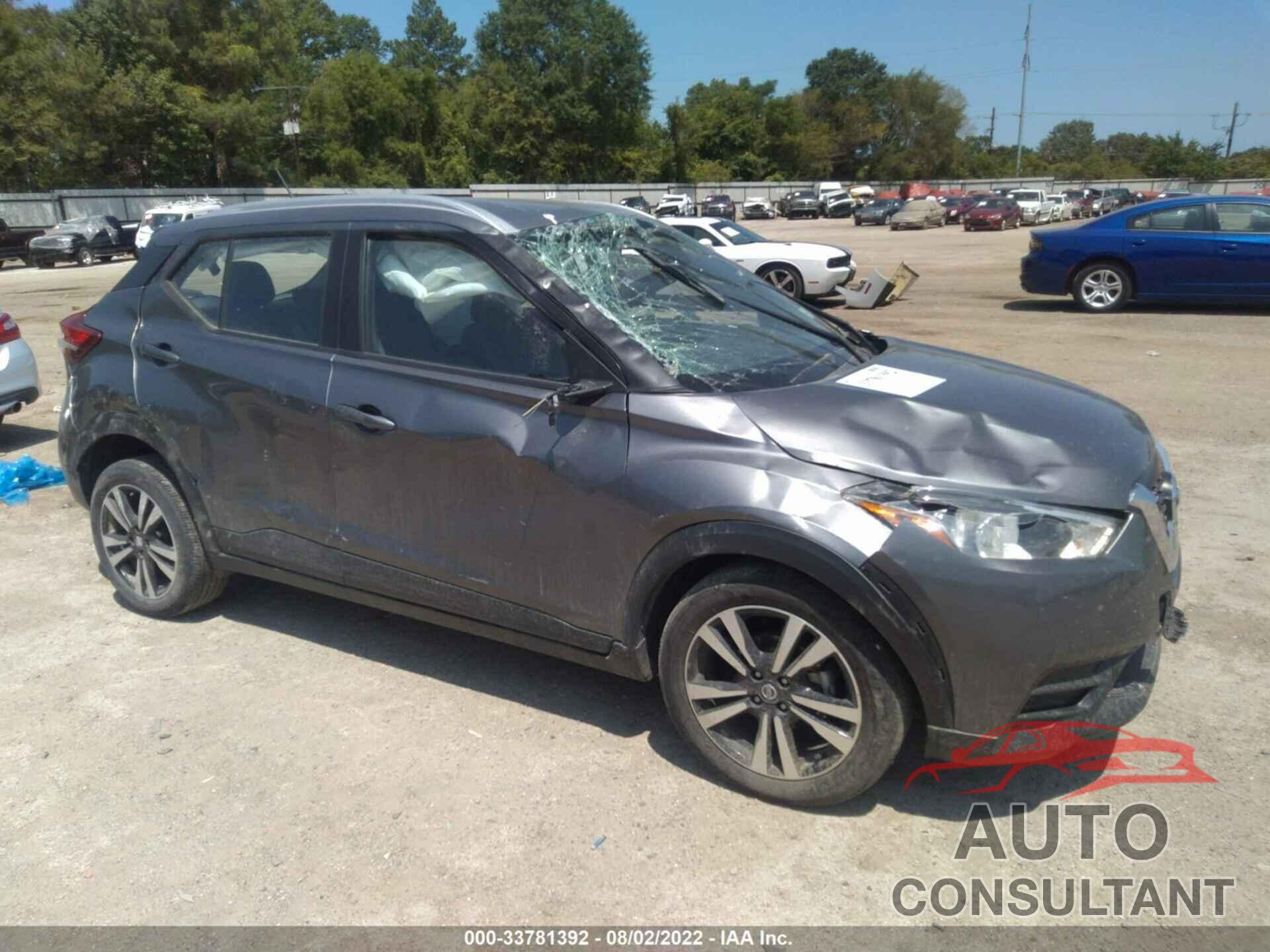 NISSAN KICKS 2019 - 3N1CP5CU8KL528513