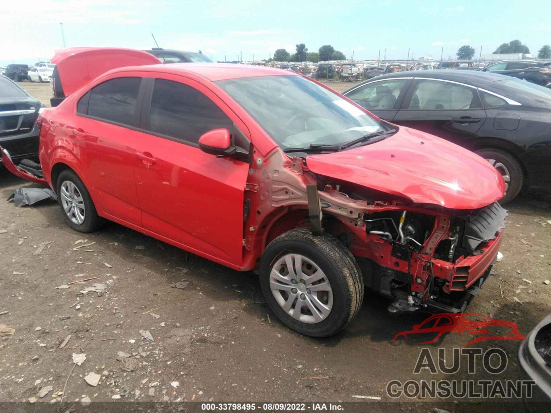 CHEVROLET SONIC 2017 - 1G1JB5SH2H4154236