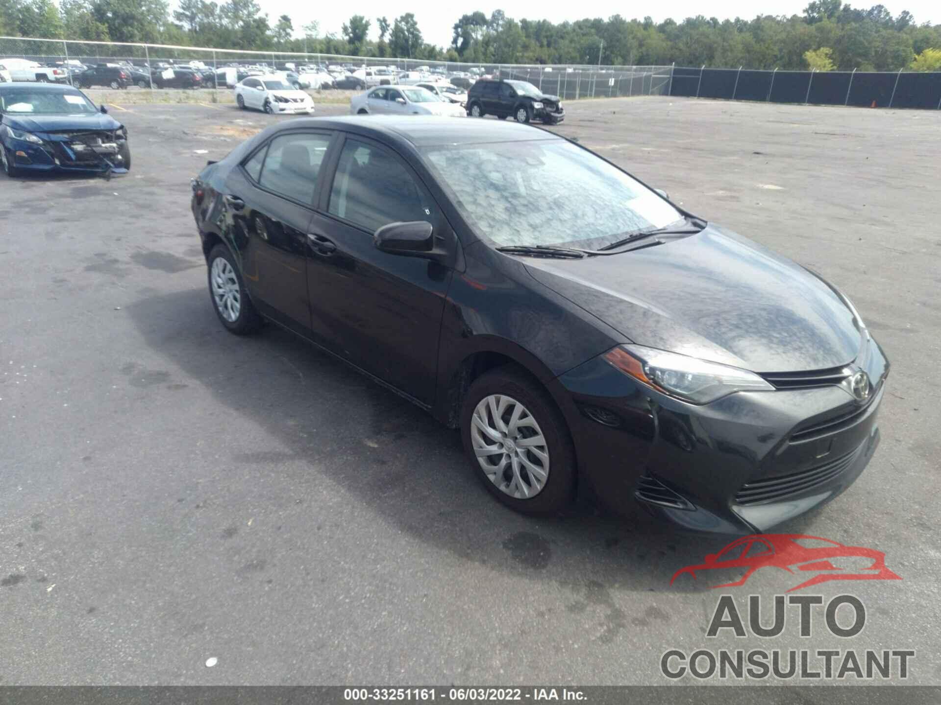 TOYOTA COROLLA 2018 - 5YFBURHE4JP837133