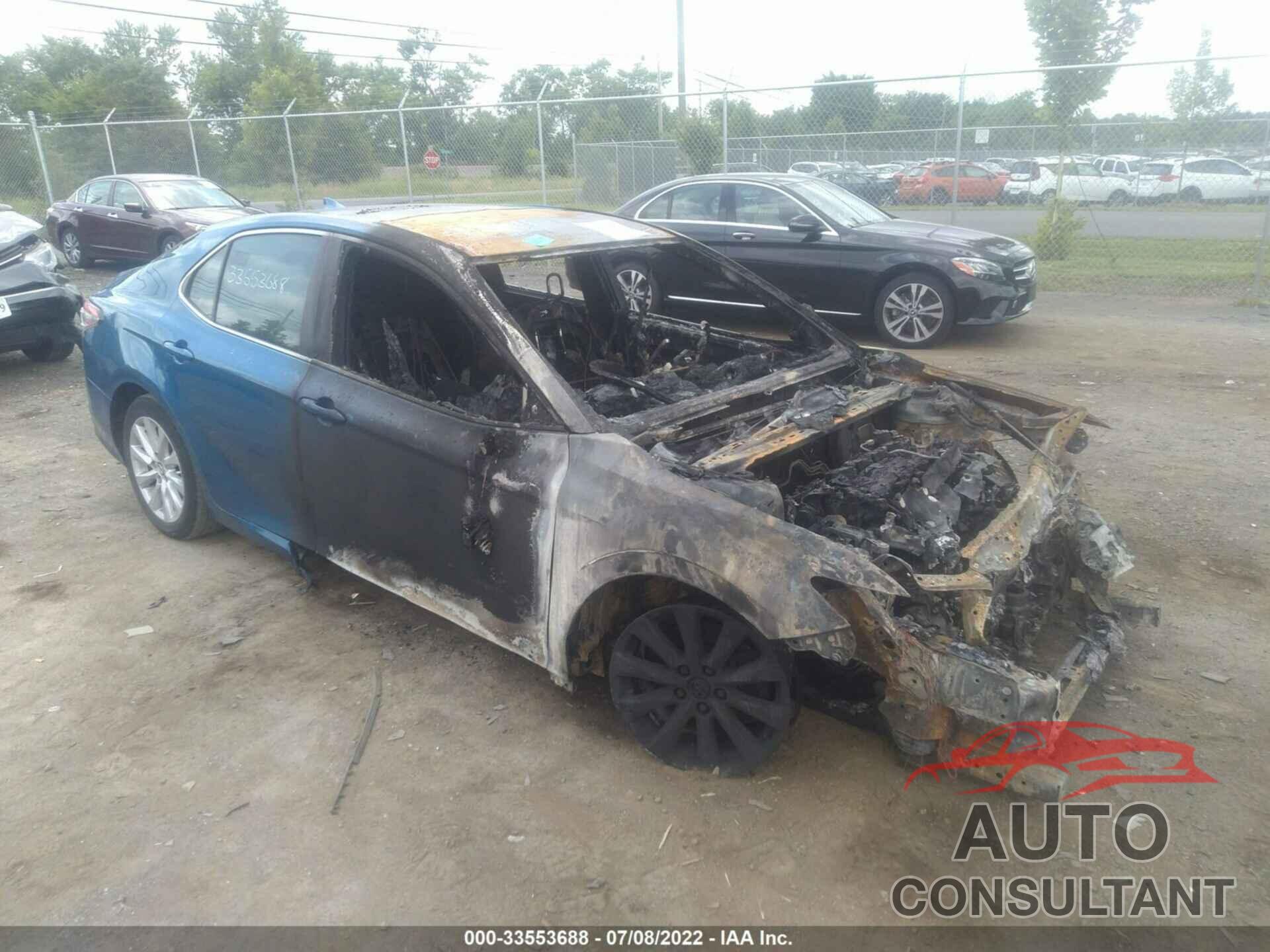 TOYOTA CAMRY 2019 - 4T1B11HK4KU245425