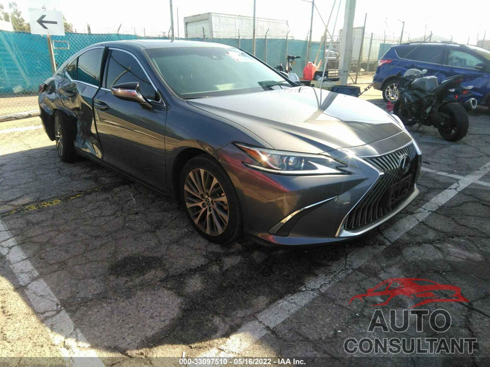 LEXUS ES 2019 - 58ABZ1B10KU009856