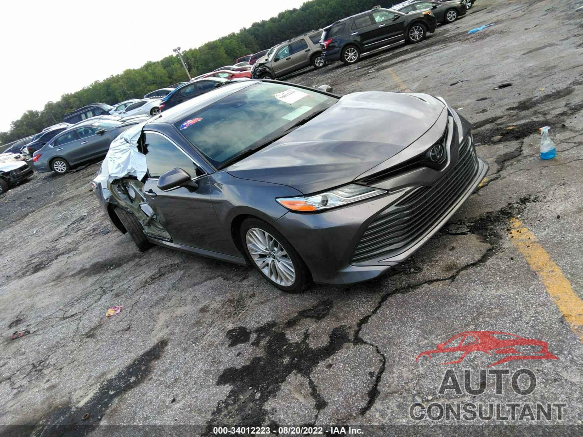 TOYOTA CAMRY 2019 - 4T1B11HK3KU782562