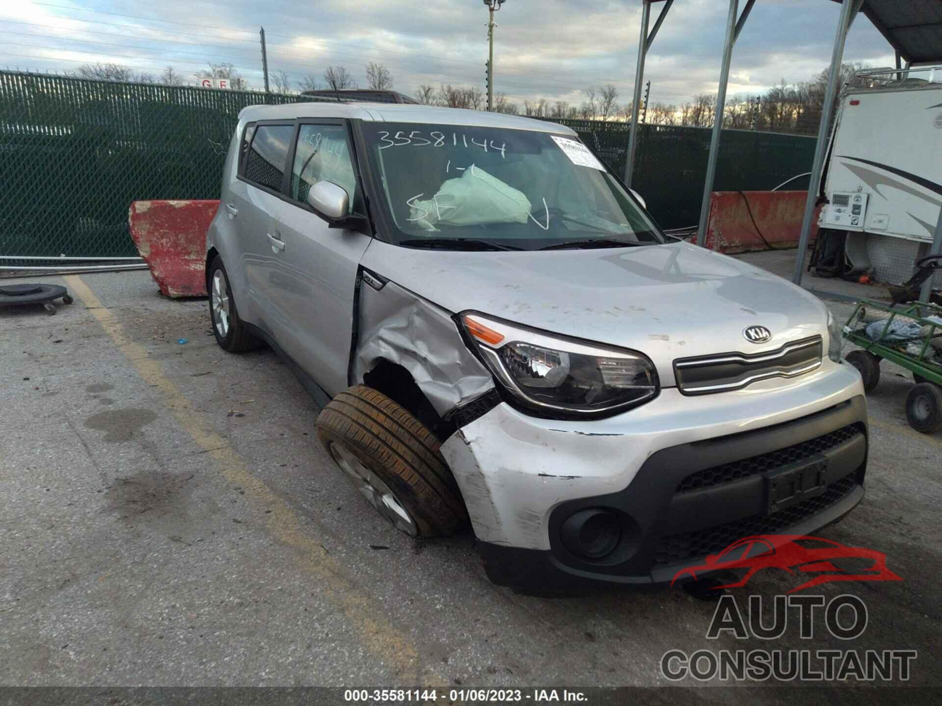 KIA SOUL 2018 - KNDJN2A27J7565355