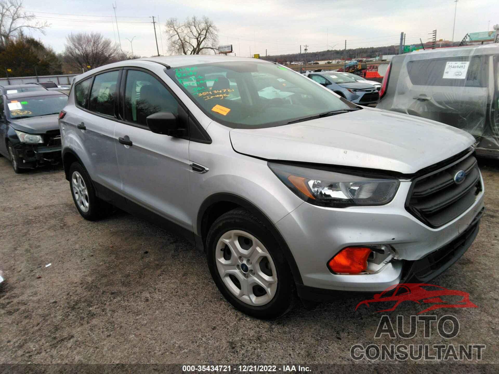 FORD ESCAPE 2018 - 1FMCU0F79JUB83264