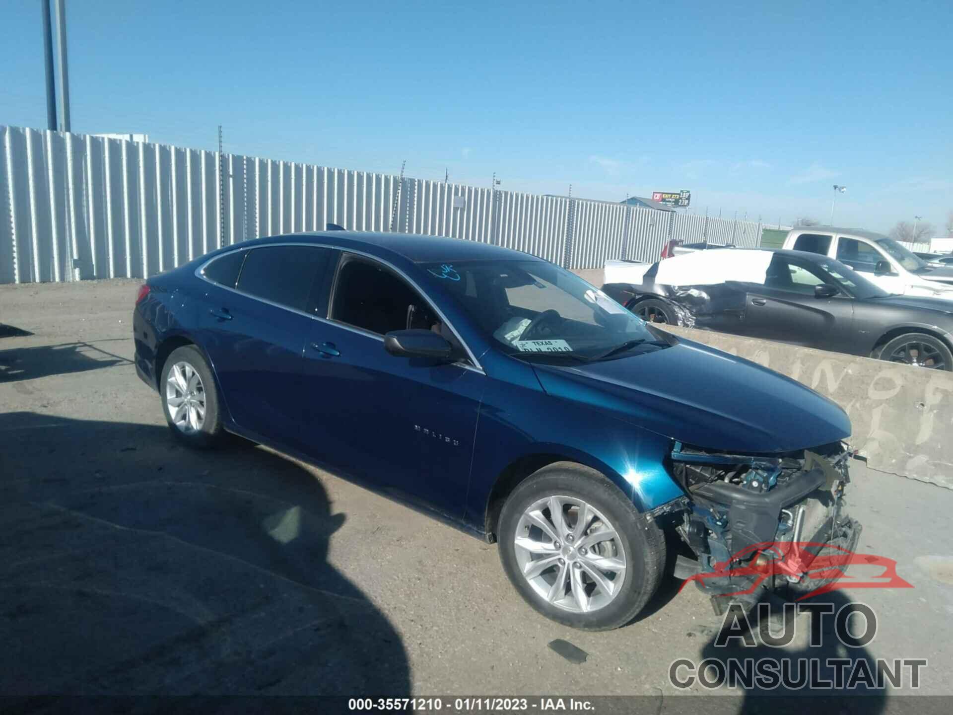 CHEVROLET MALIBU 2019 - 1G1ZD5ST8KF186041