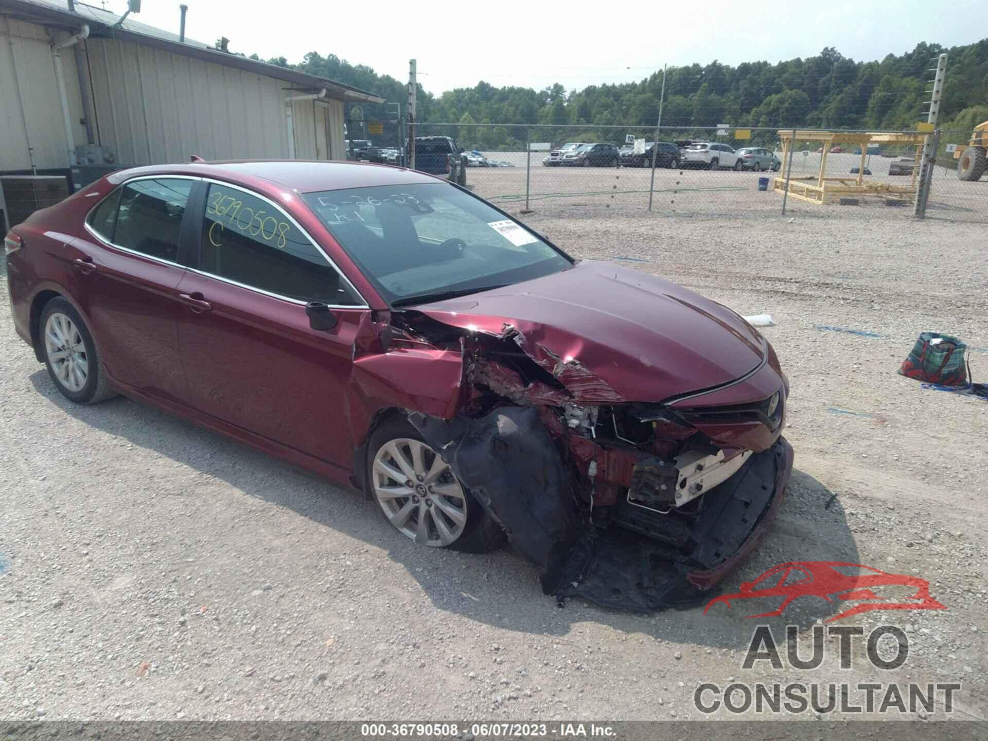 TOYOTA CAMRY 2019 - 4T1B11HK8KU811909