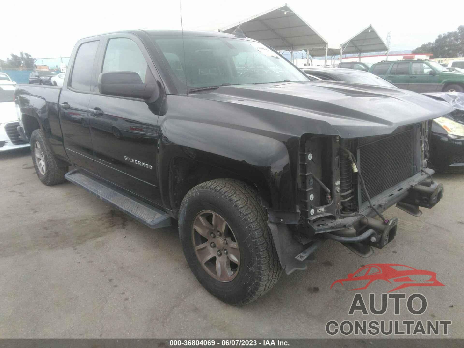 CHEVROLET SILVERADO 1500 2017 - 1GCRCREH0HZ279653