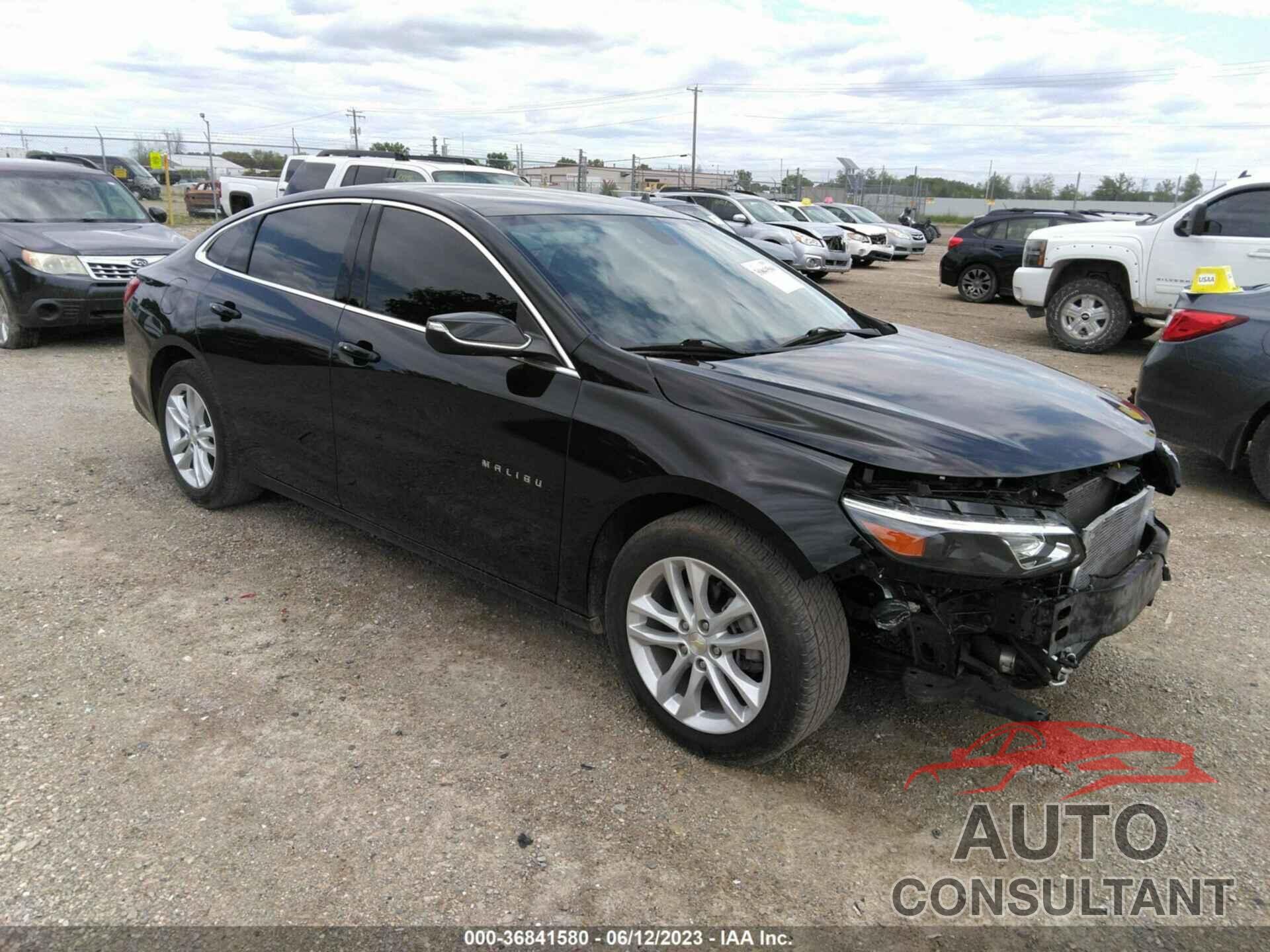 CHEVROLET MALIBU 2018 - 1G1ZD5ST1JF139318