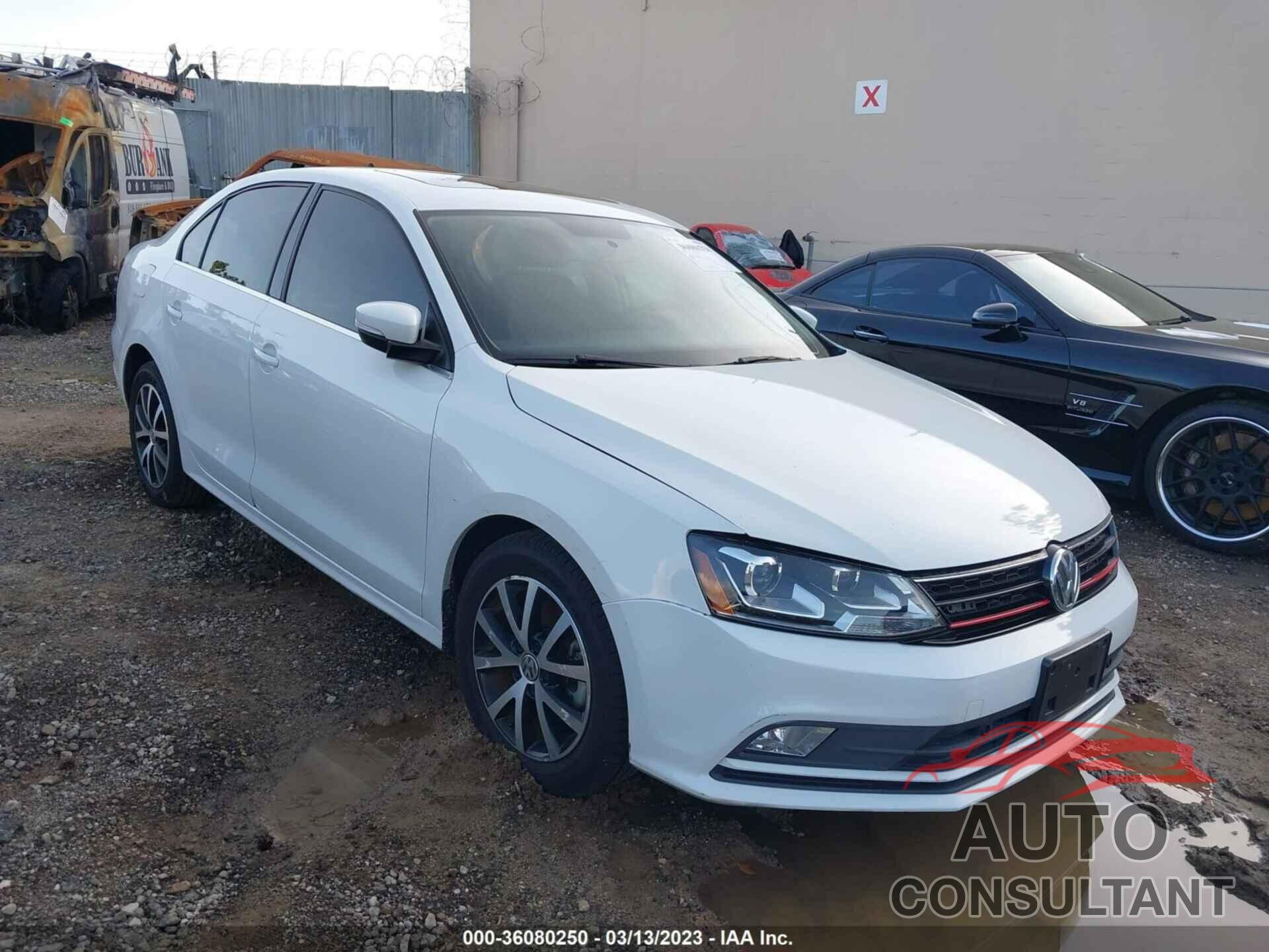 VOLKSWAGEN JETTA 2017 - 3VWDB7AJ9HM210596