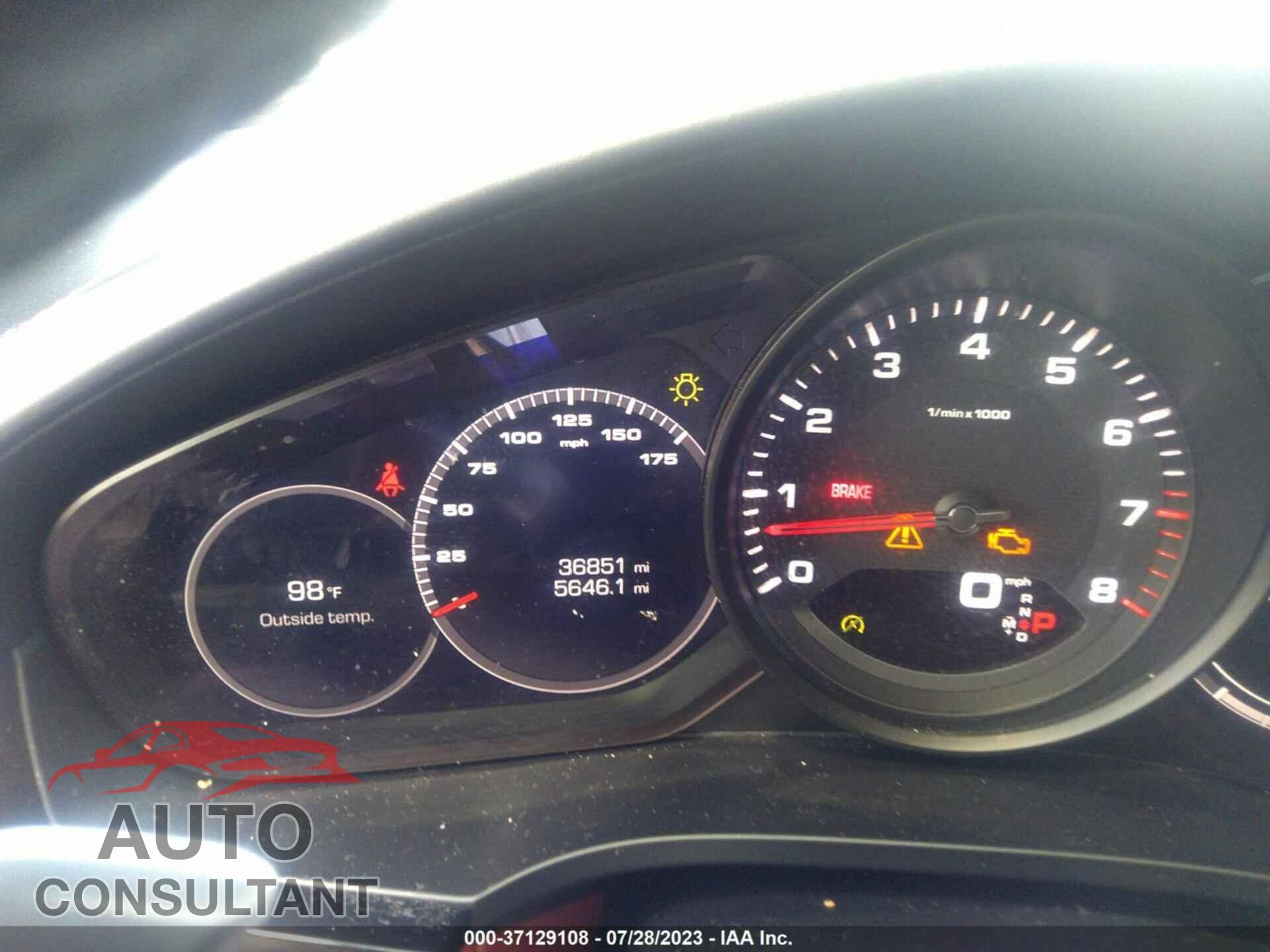 PORSCHE CAYENNE 2020 - WP1AA2AY2LDA09344