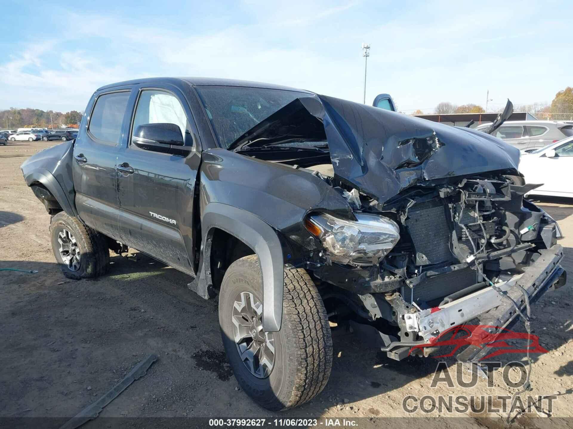 TOYOTA TACOMA 2019 - 3TMCZ5AN7KM240673