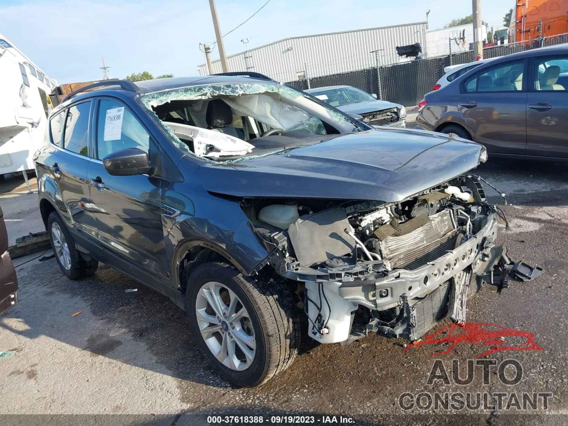 FORD ESCAPE 2017 - 1FMCU9GD2HUB08263