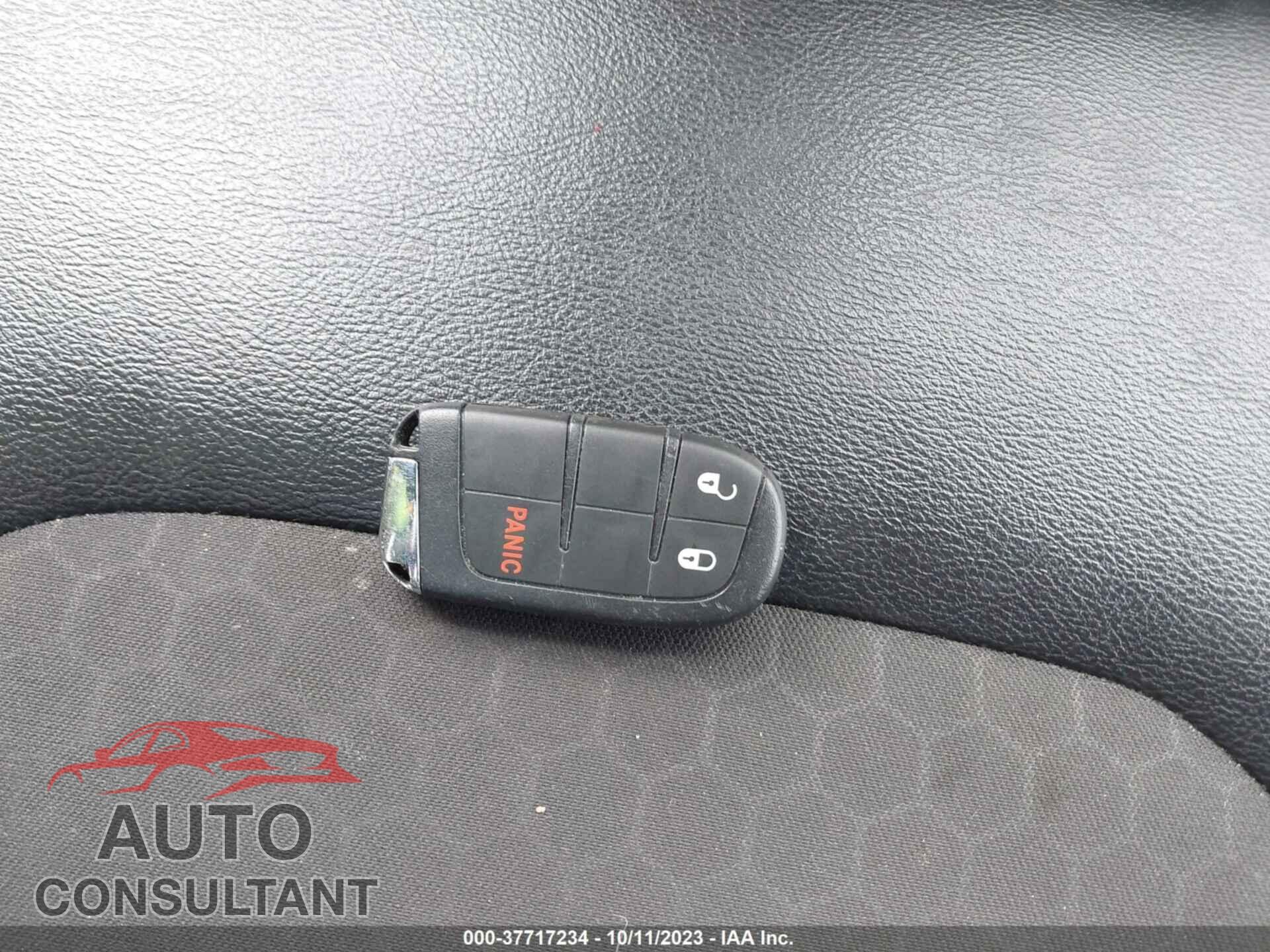 JEEP COMPASS 2019 - 3C4NJDBBXKT828443