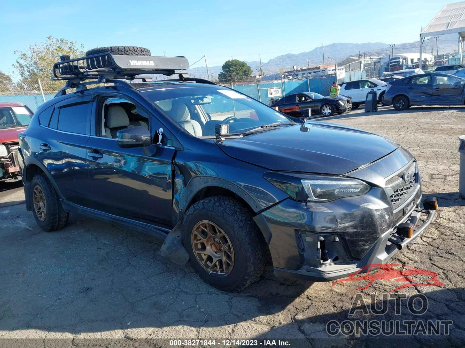 SUBARU CROSSTREK 2018 - JF2GTAMC5JH214681