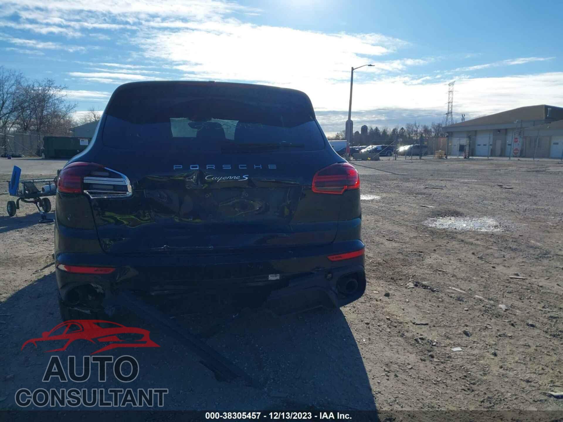 PORSCHE CAYENNE 2015 - WP1AB2A20FLA60599