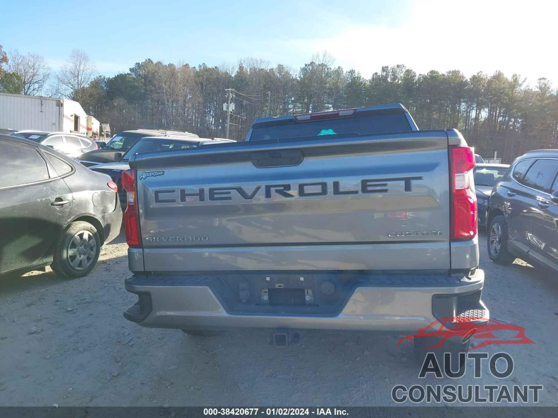 CHEVROLET SILVERADO 1500 2019 - 1GCPWBEH1KZ355880