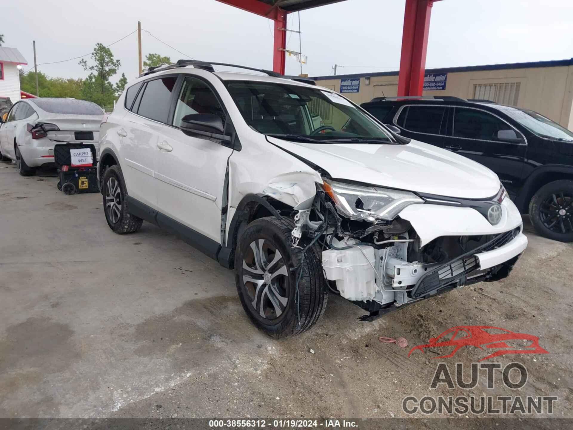 TOYOTA RAV4 2017 - JTMZFREV2HJ102078
