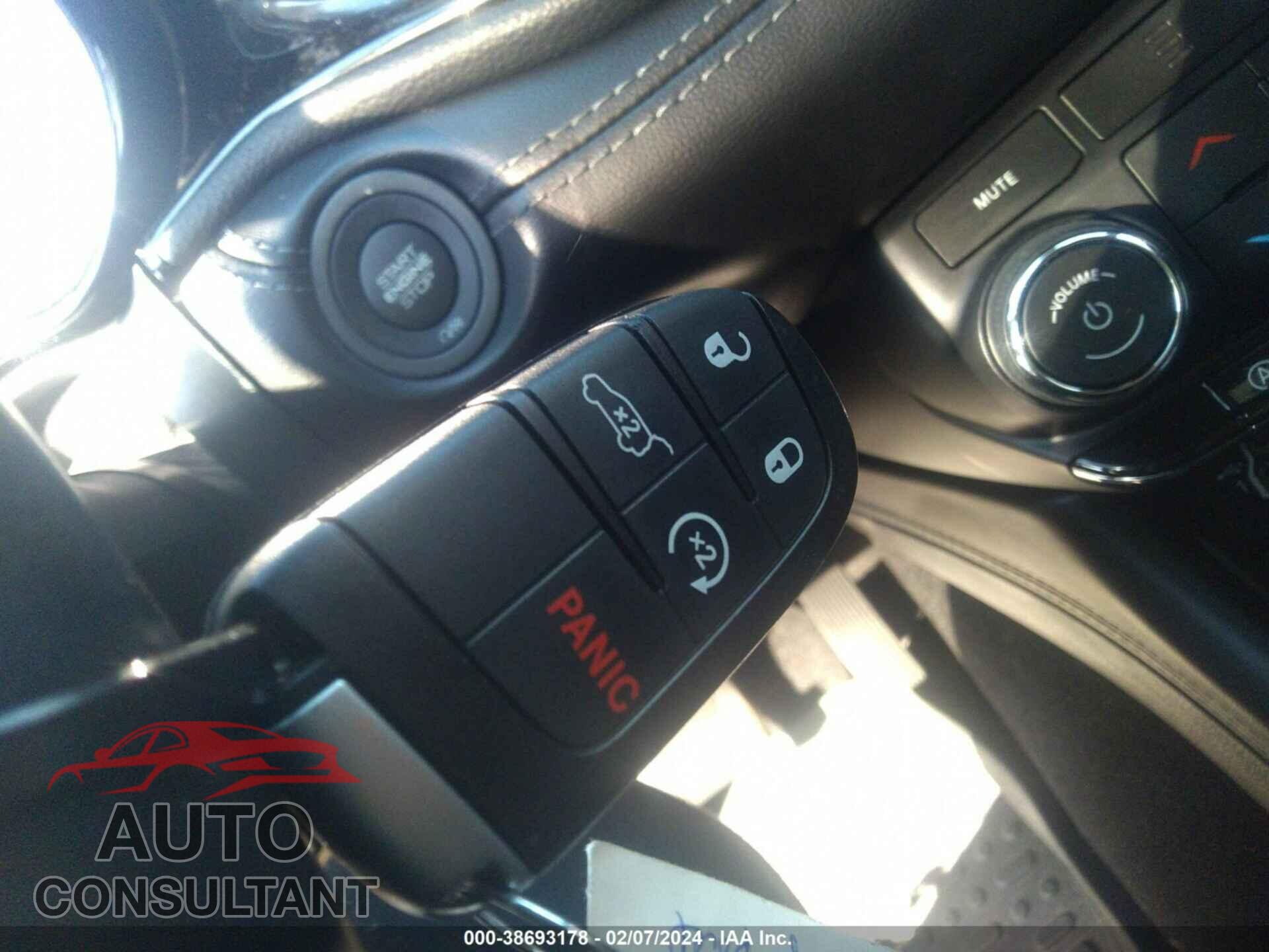 DODGE DURANGO 2021 - 1C4RDJDG7MC751013