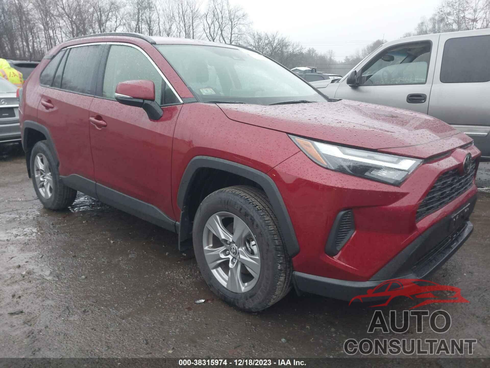 TOYOTA RAV4 2023 - JTMP1RFV6PD099218