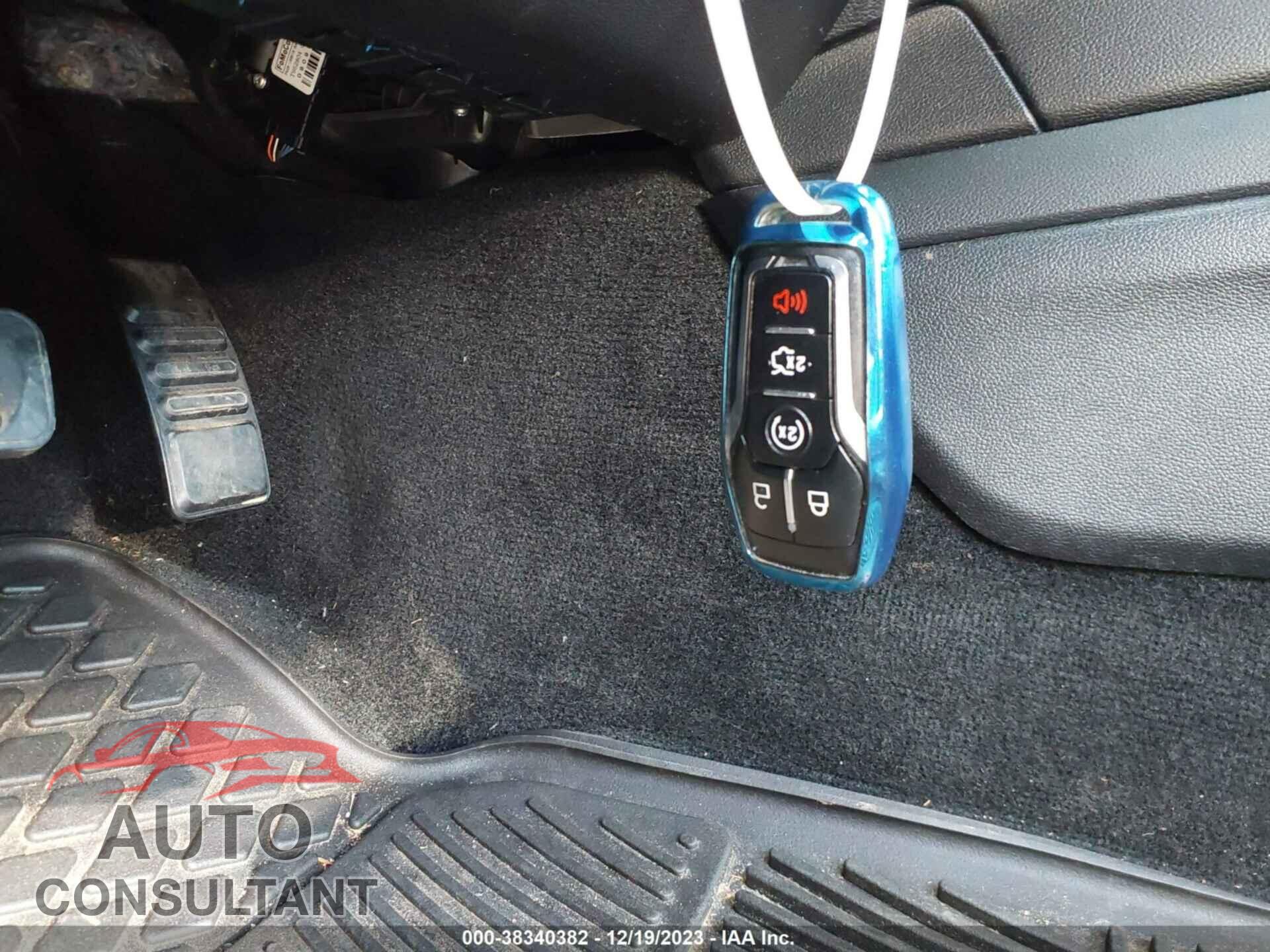 FORD MUSTANG 2017 - 1FA6P8AM7H5263662