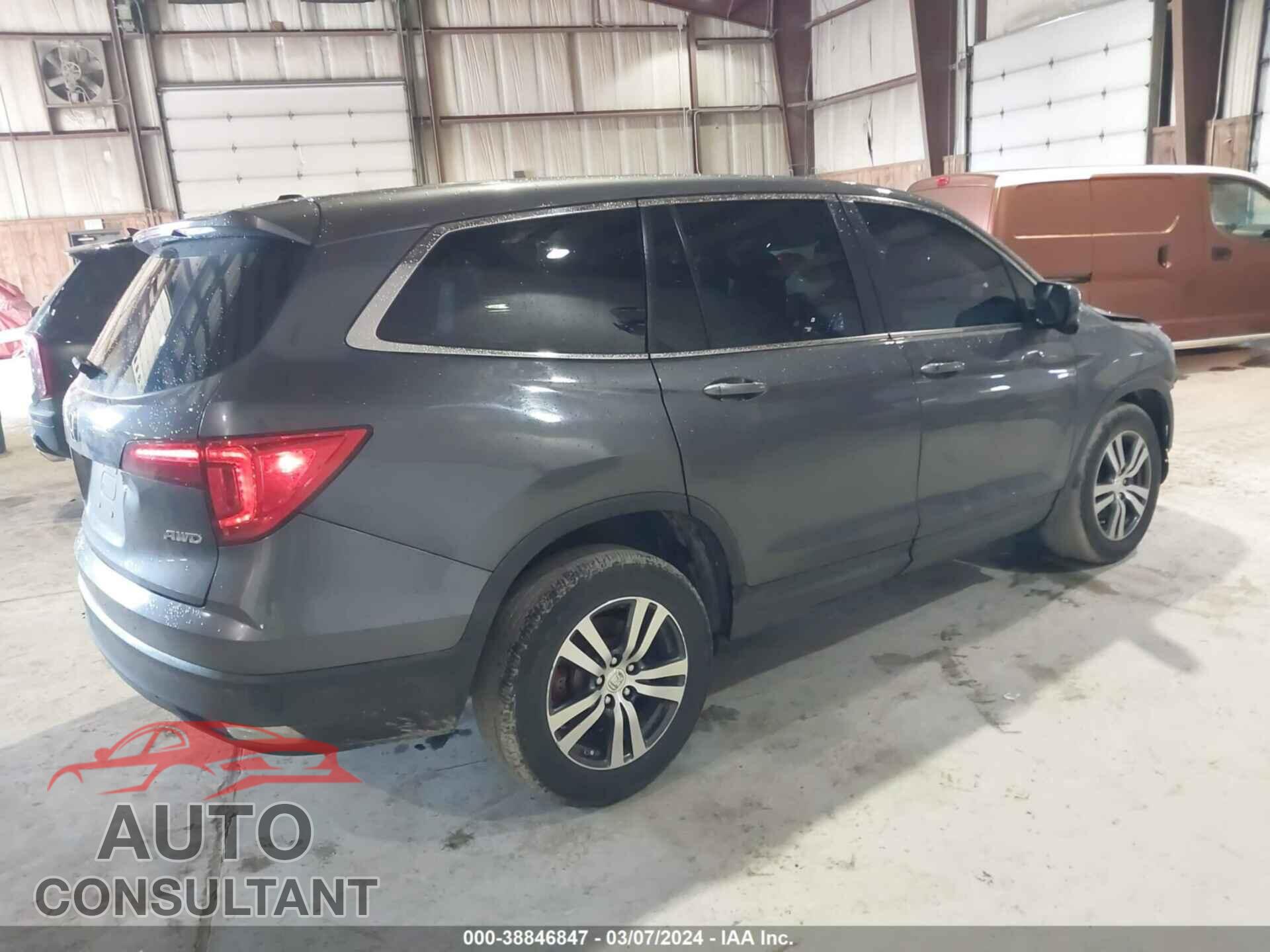 HONDA PILOT 2017 - 5FNYF6H7XHB060970