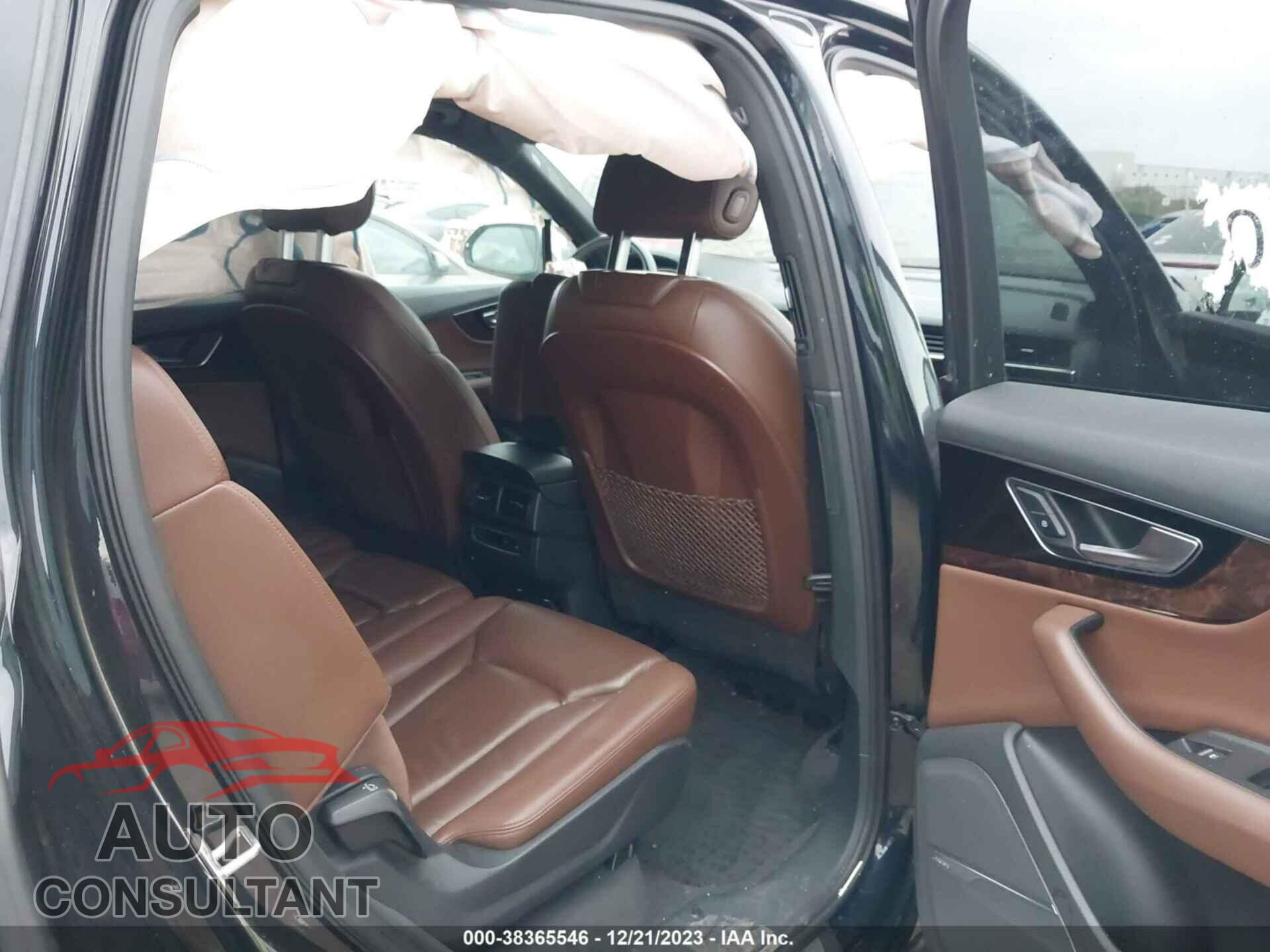 AUDI Q7 2017 - WA1LAAF75HD035586