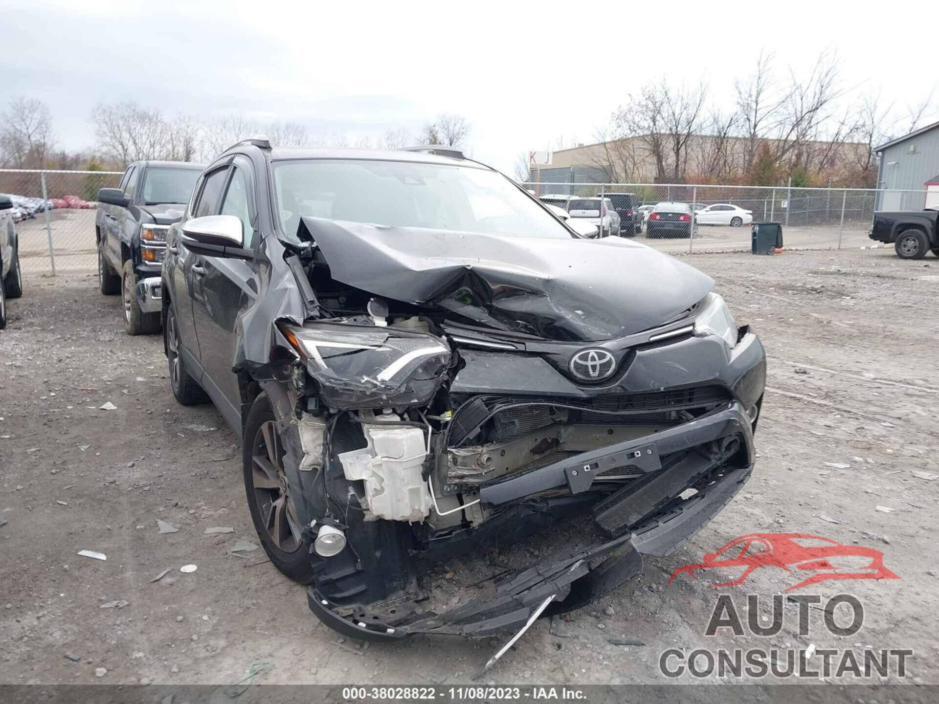 TOYOTA RAV4 2018 - 2T3RFREV1JW844348