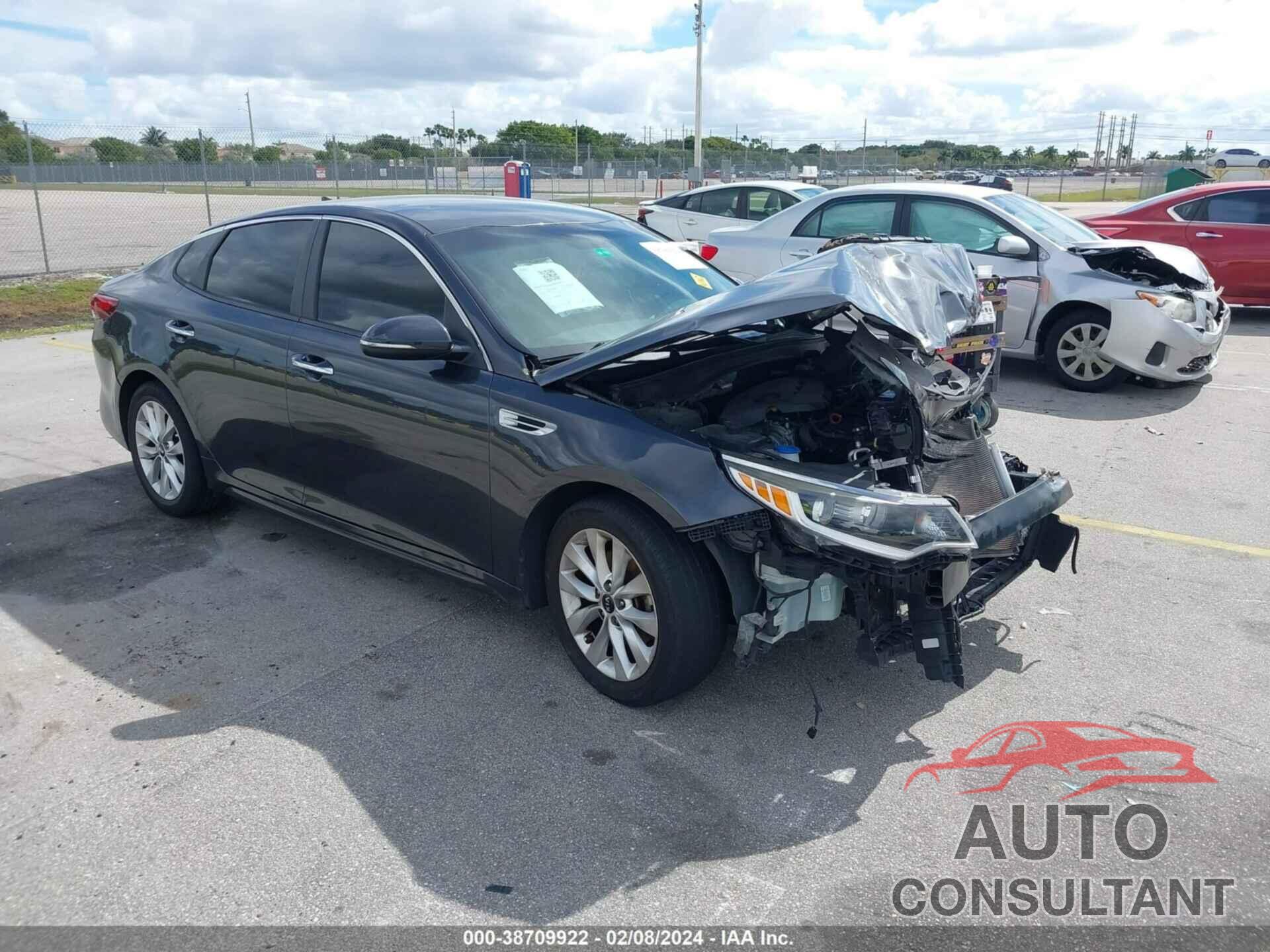 KIA OPTIMA 2018 - 5XXGT4L39JG226072