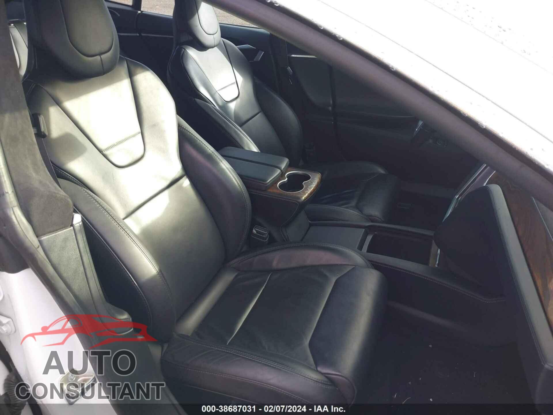 TESLA MODEL S 2017 - 5YJSA1E14HF203094