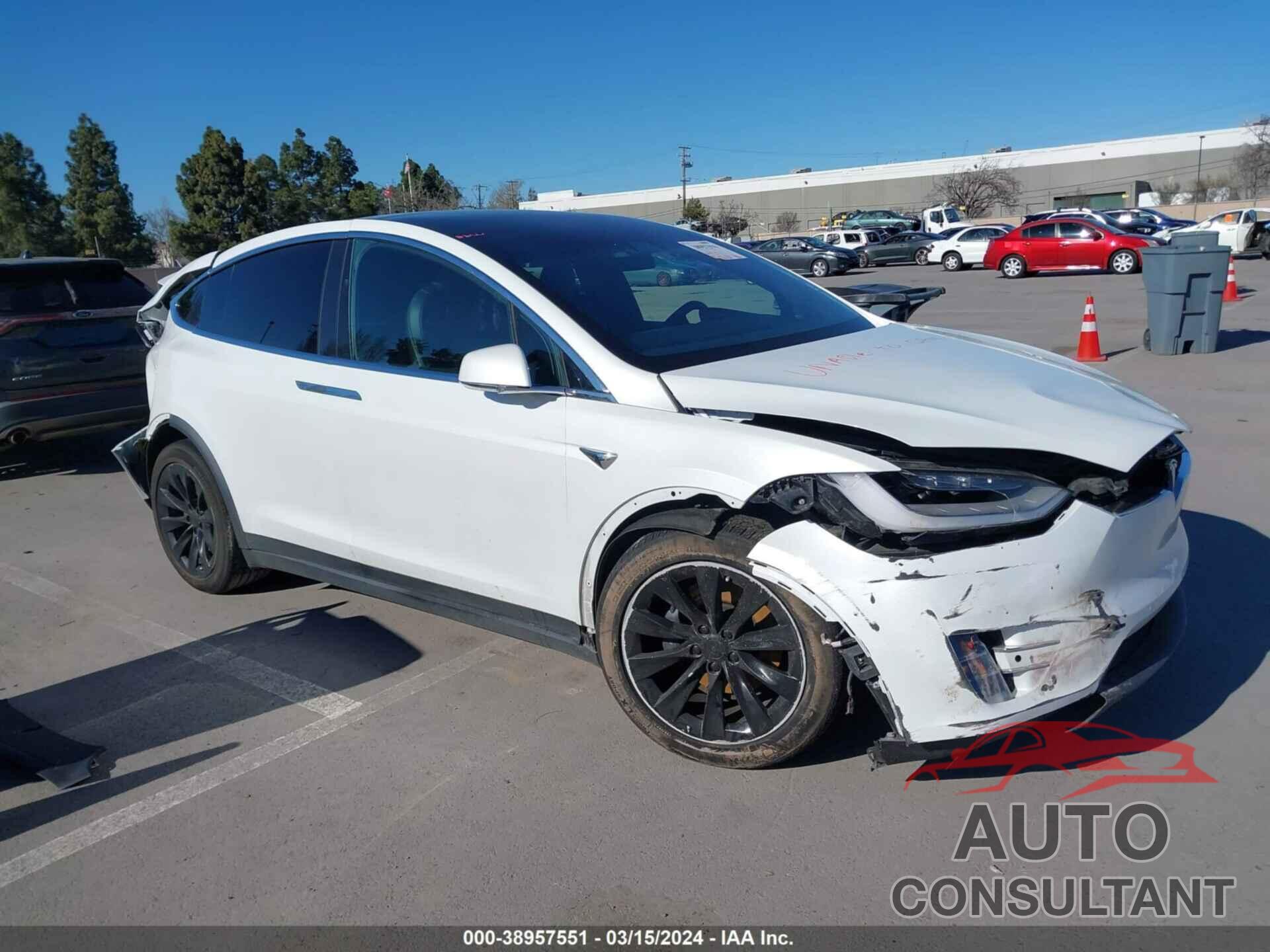 TESLA MODEL X 2020 - 5YJXCBE21LF234391