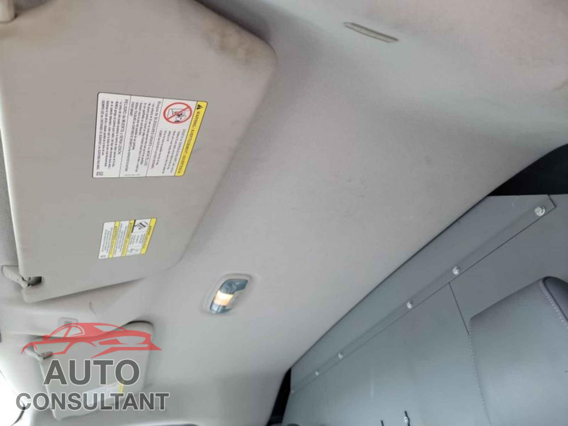 FORD TRANSIT-250 2017 - 1FTYR1YM3HKB33230