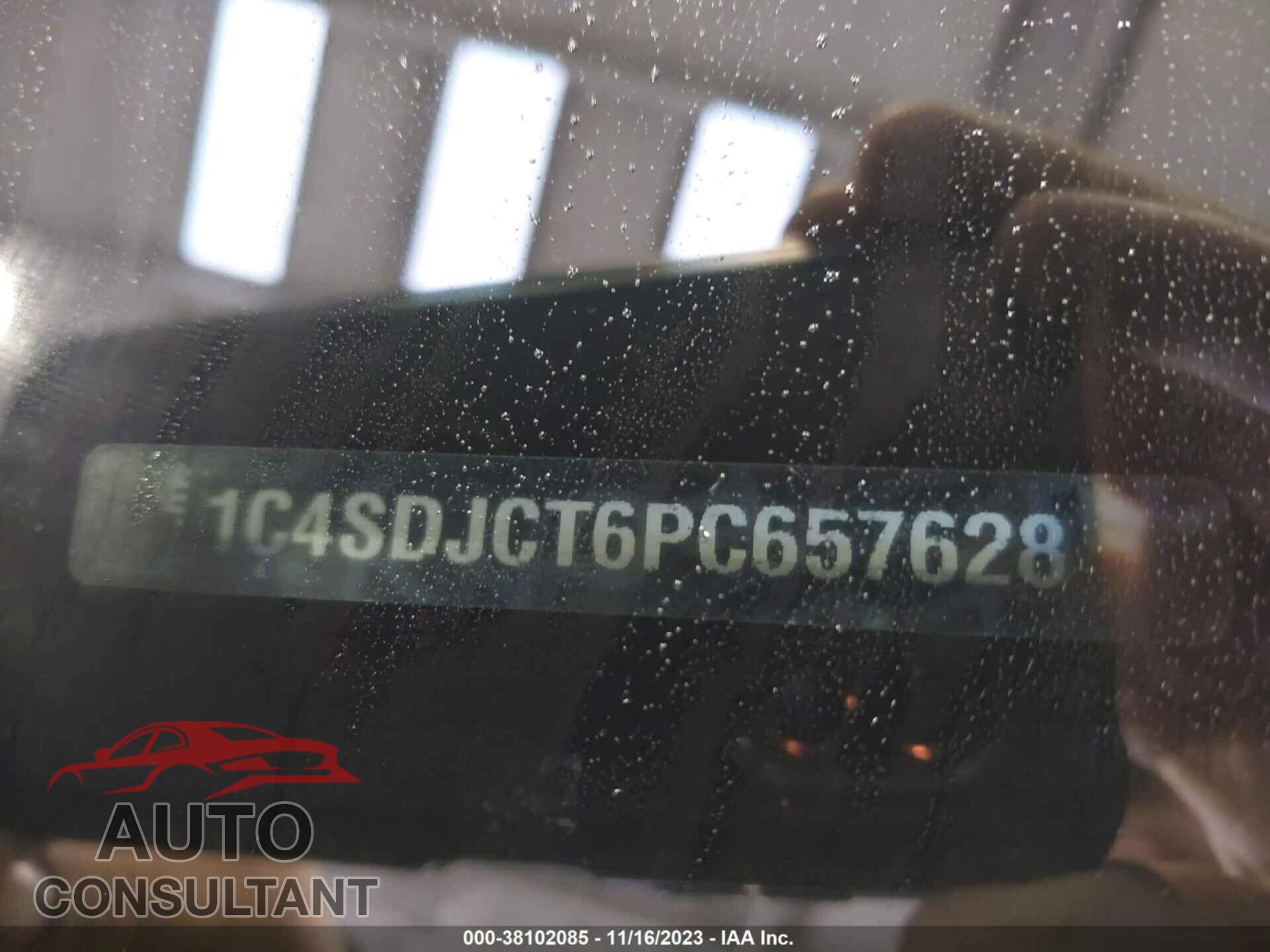 DODGE DURANGO 2023 - 1C4SDJCT6PC657628